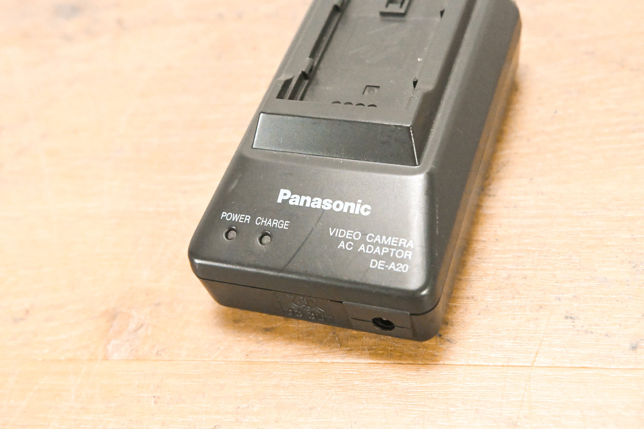 Panasonic DE-A20 Battery Charger / AC Adapter (NO POWER SUPPLY)
