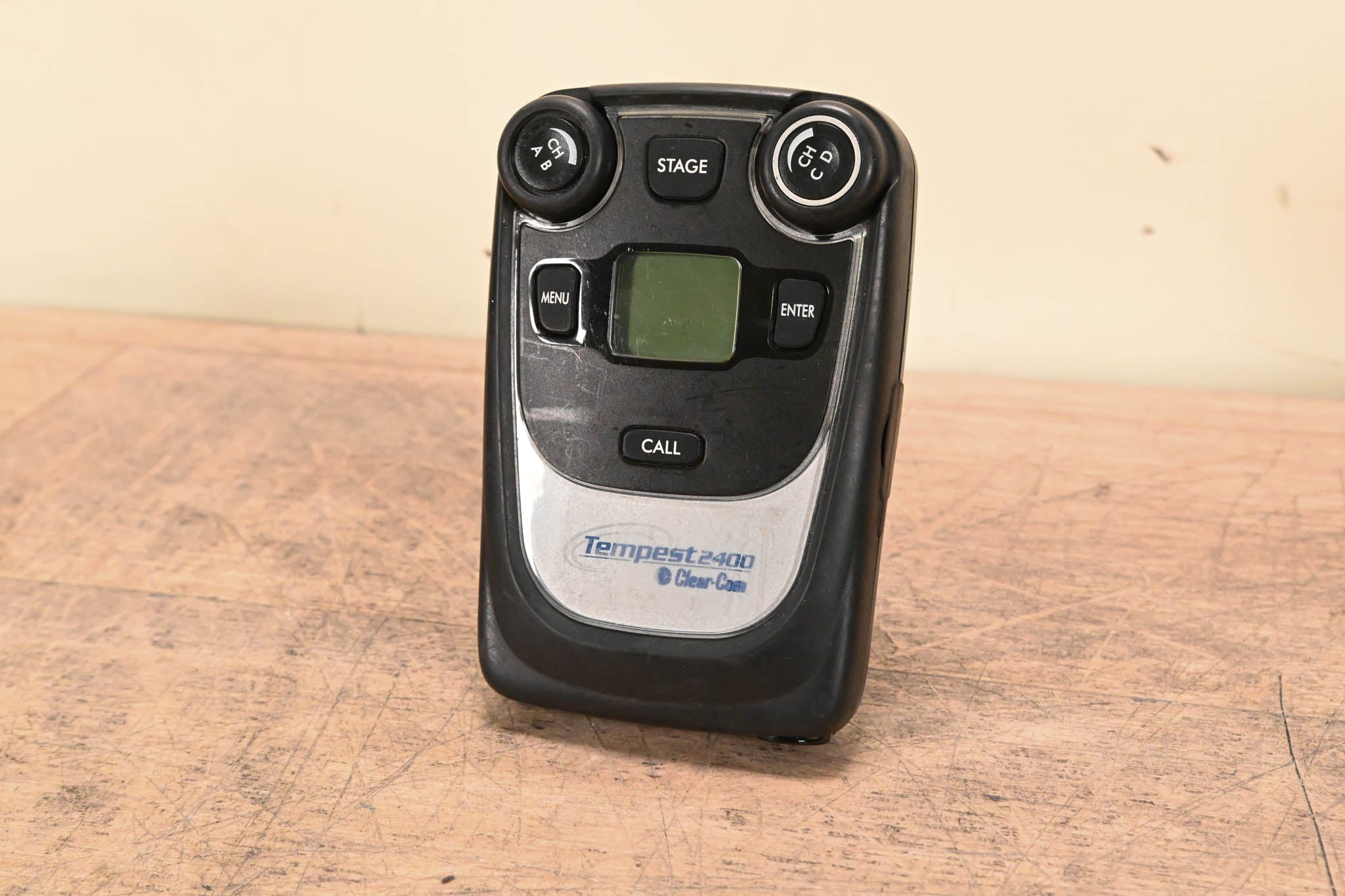 Clear-Com CP-242 Tempest2400 2.4 GHz 4-Channel Wireless BeltStation