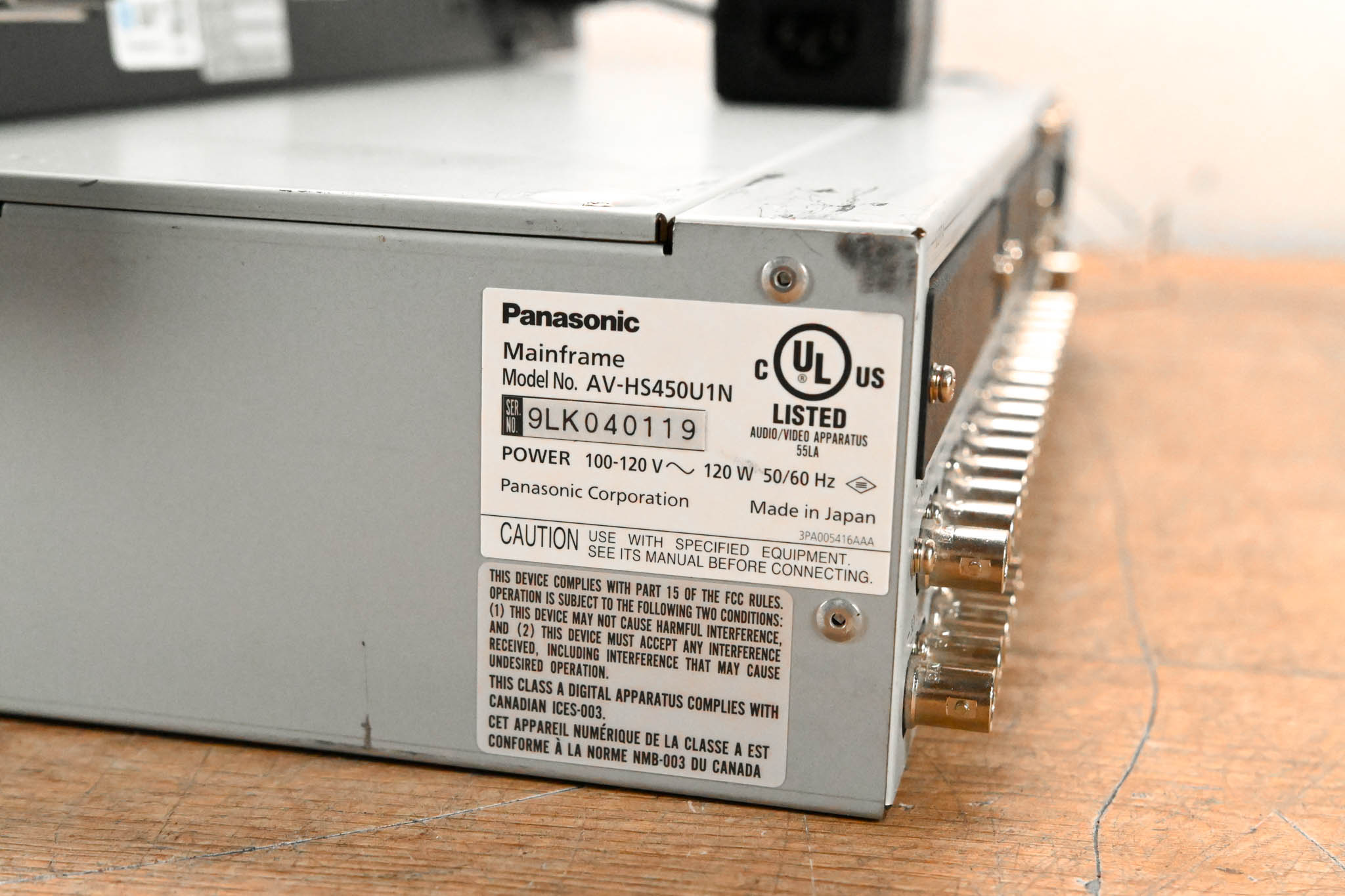 Panasonic AV-HS450 Multi-Format HD/SD 1 M/E Live Switcher