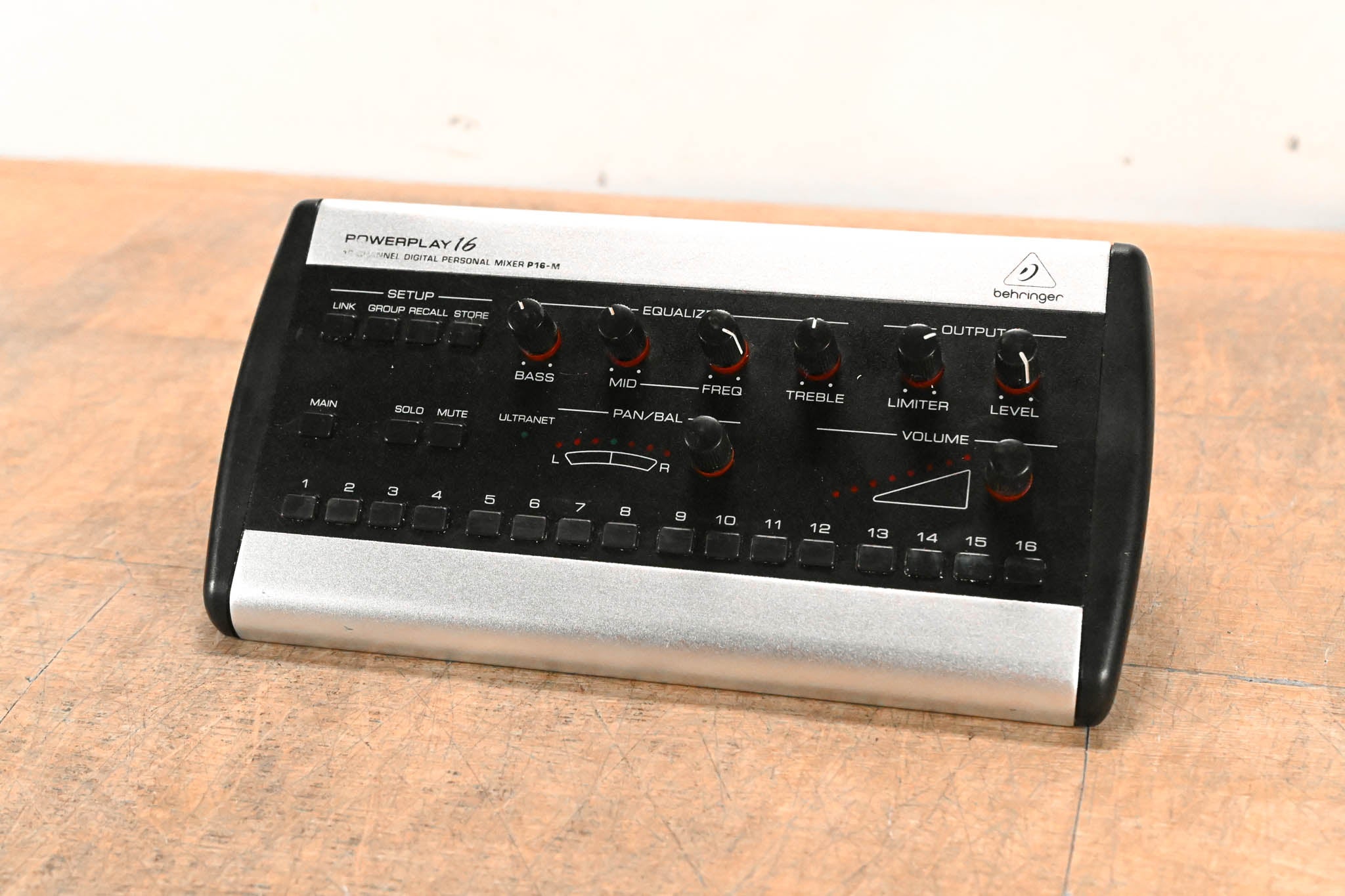 Behringer Powerplay P16-M 16-Channel Digital Personal Mixer