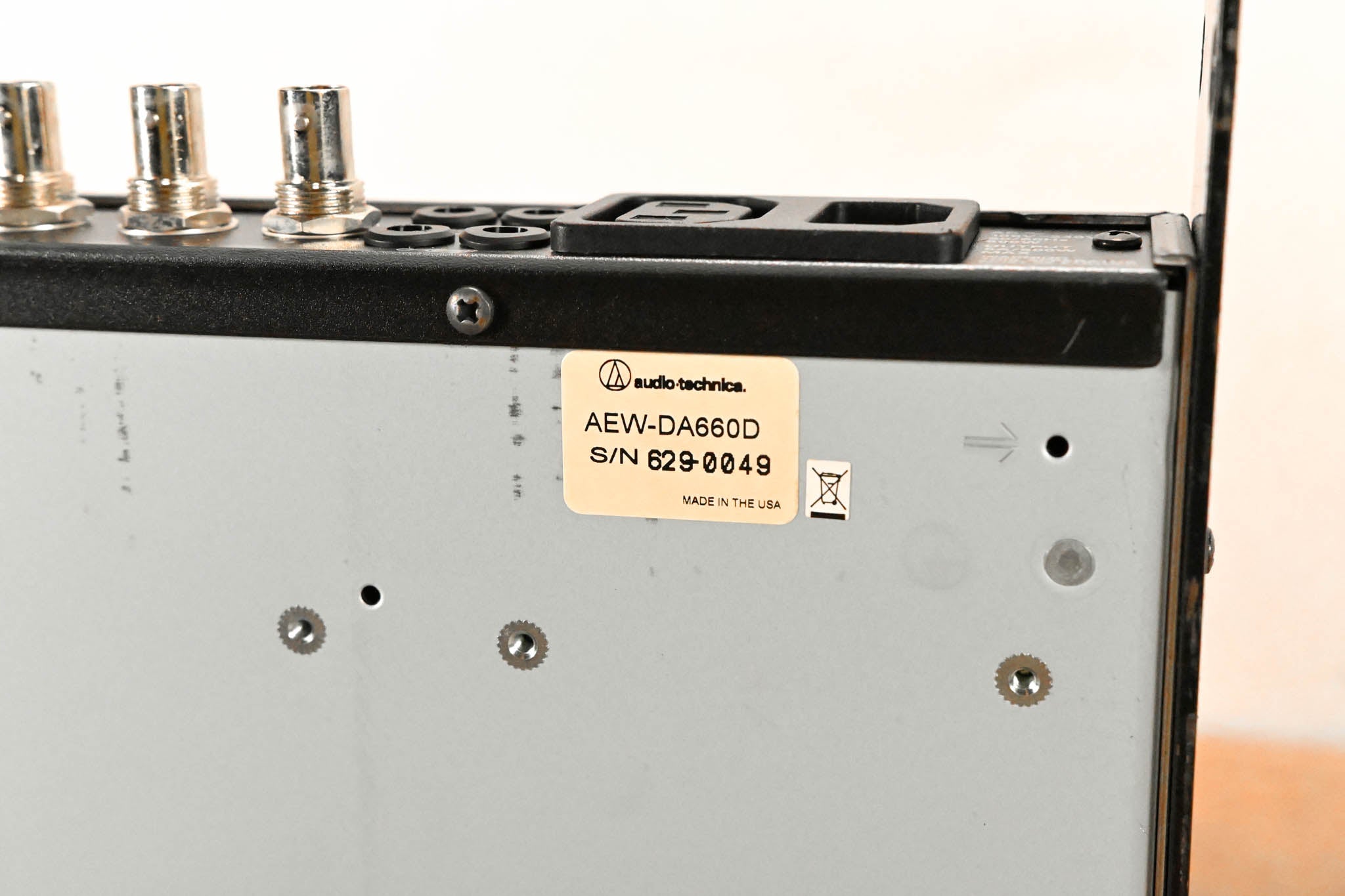 Audio-Technica AEW-DA660D UHF Antenna Distribution System