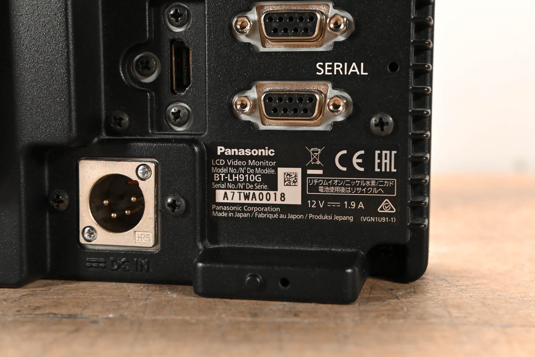 Panasonic BT-LH910G 9" LCD HDMI / SDI Video Monitor (NO POWER SUPPLY)