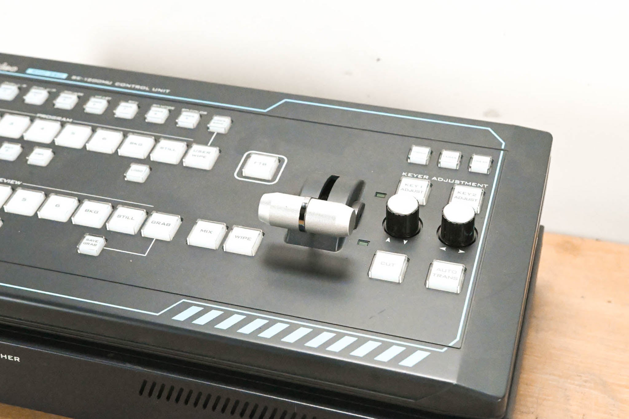 Datavideo SE-1200MU 6-Input Switcher with RMC-260 Controller (NO PSU)