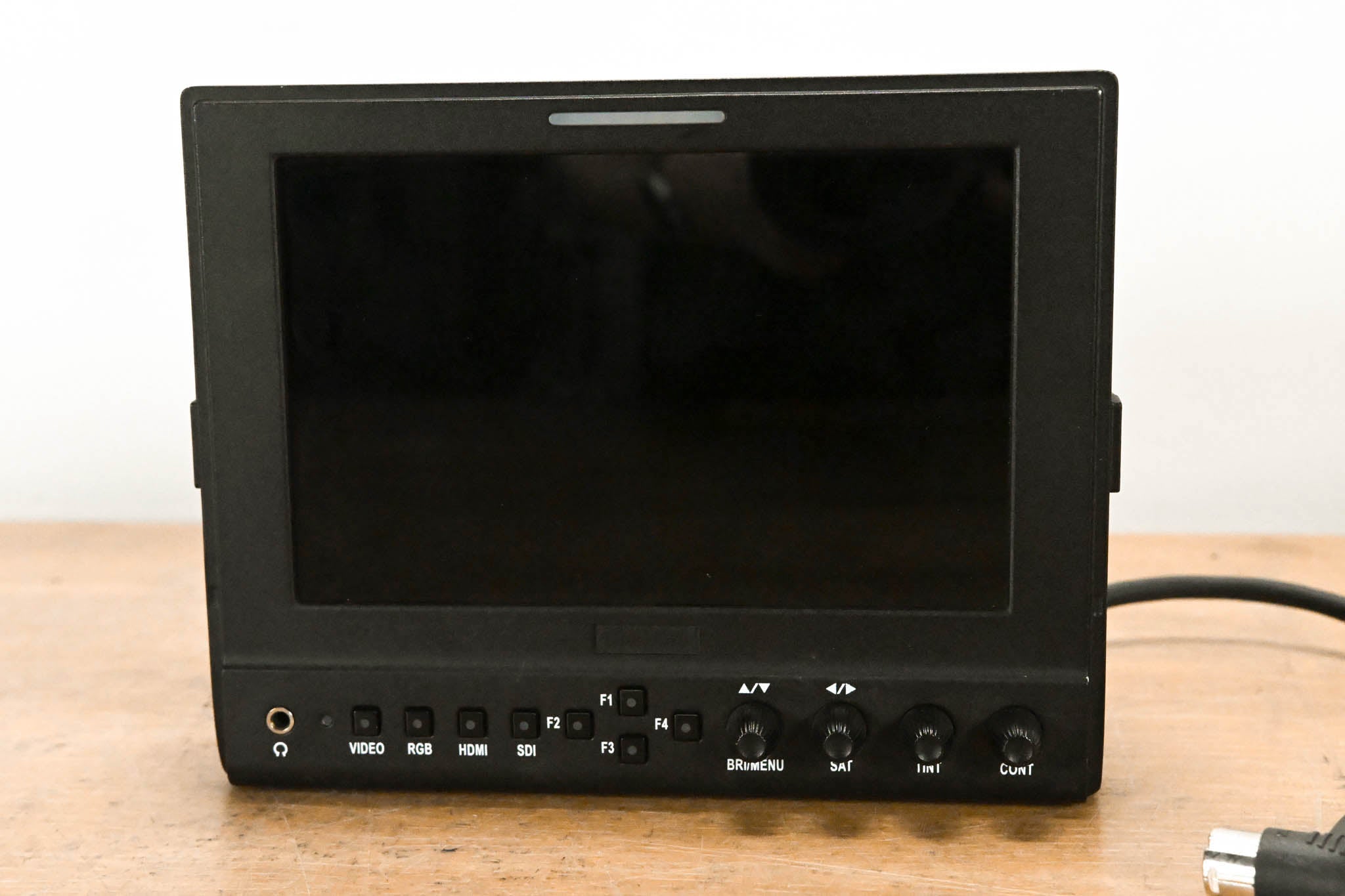 Delvcam DELV-WFORM-7 7" Camera-Top SDI Monitor with Video Waveform