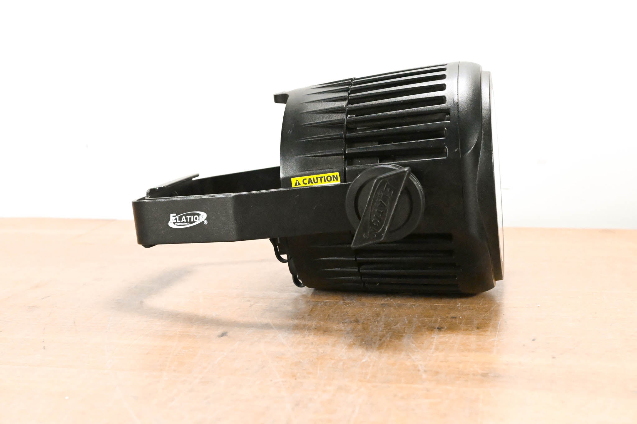 Elation SEVEN PAR 7IP 7-Color LED Par Wash Light (NO POWER CABLE)