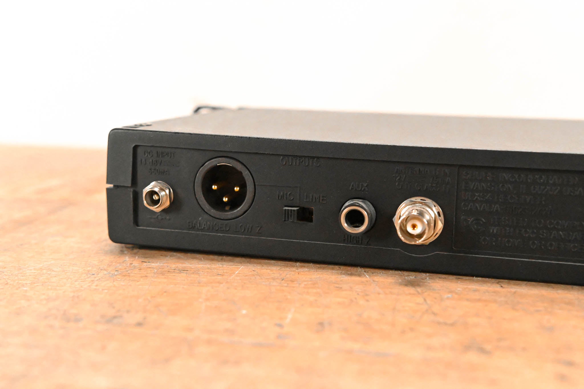 Shure ULXS14 Bodypack Wireless System - J1 Band (NO POWER SUPPLY)