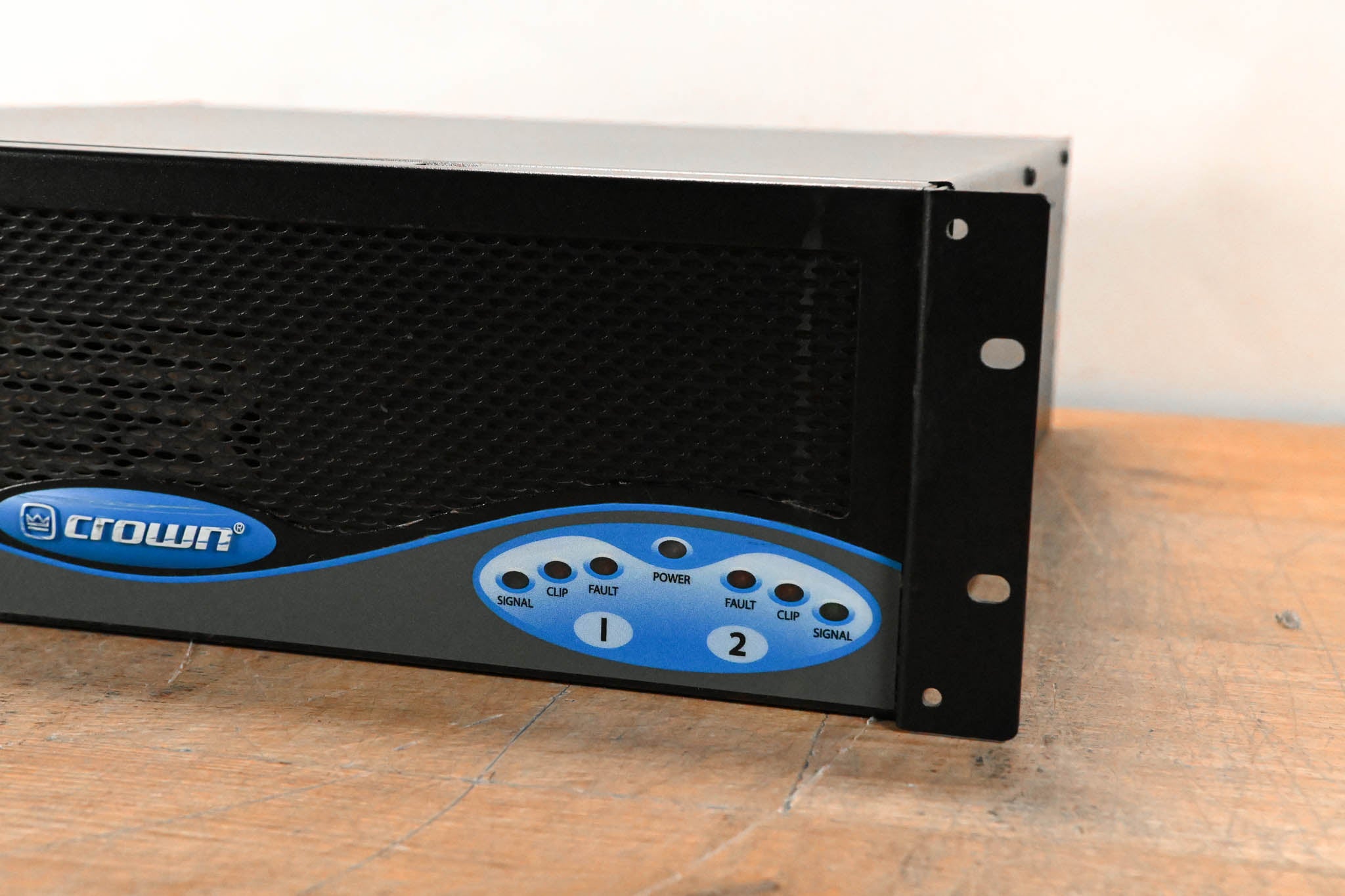 Crown CL4 2-Channel Power Amplifier