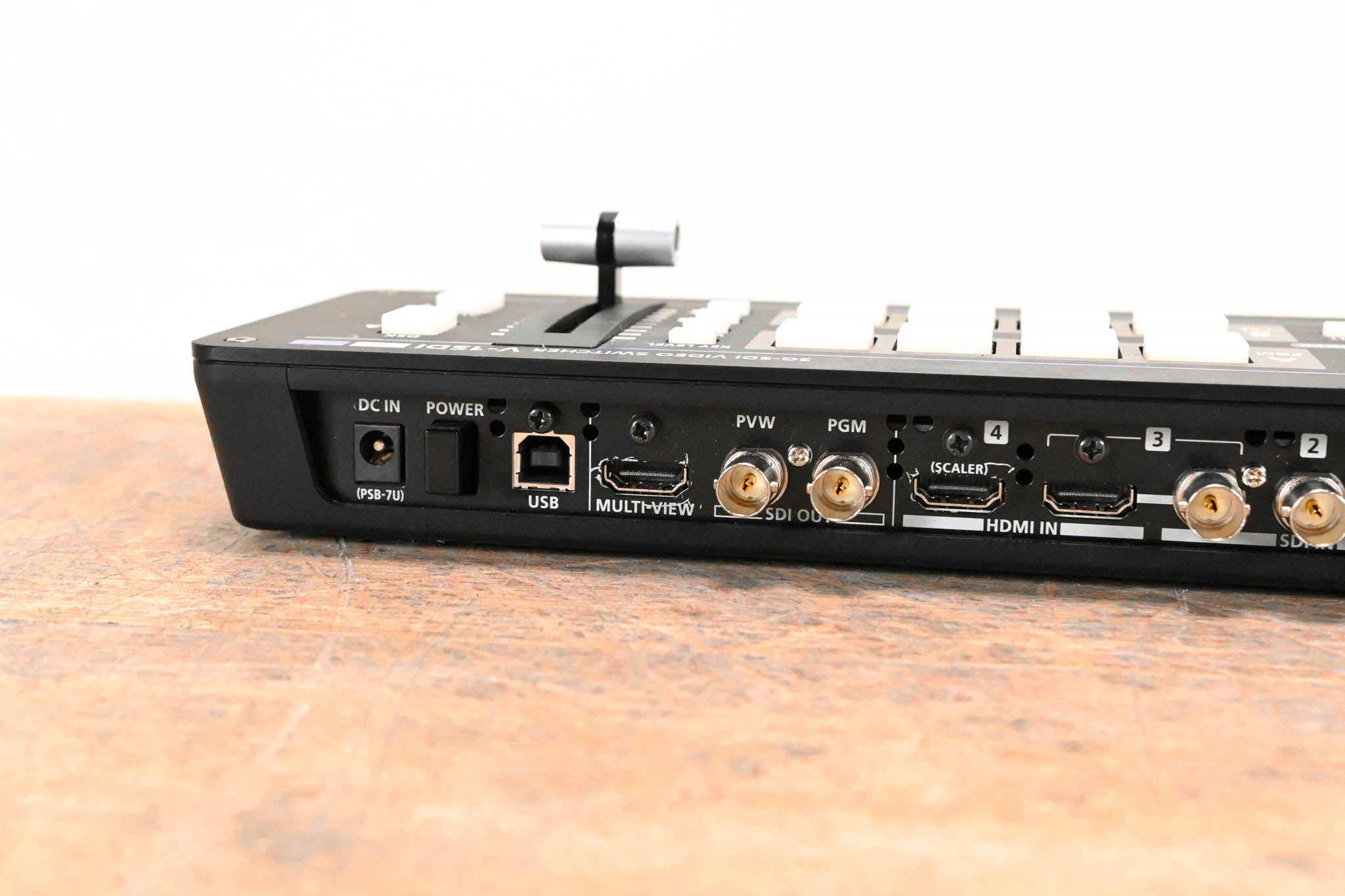 Roland V-1SDI 4-Channel 3G-SDI Video Switcher (NO POWER SUPPLY)