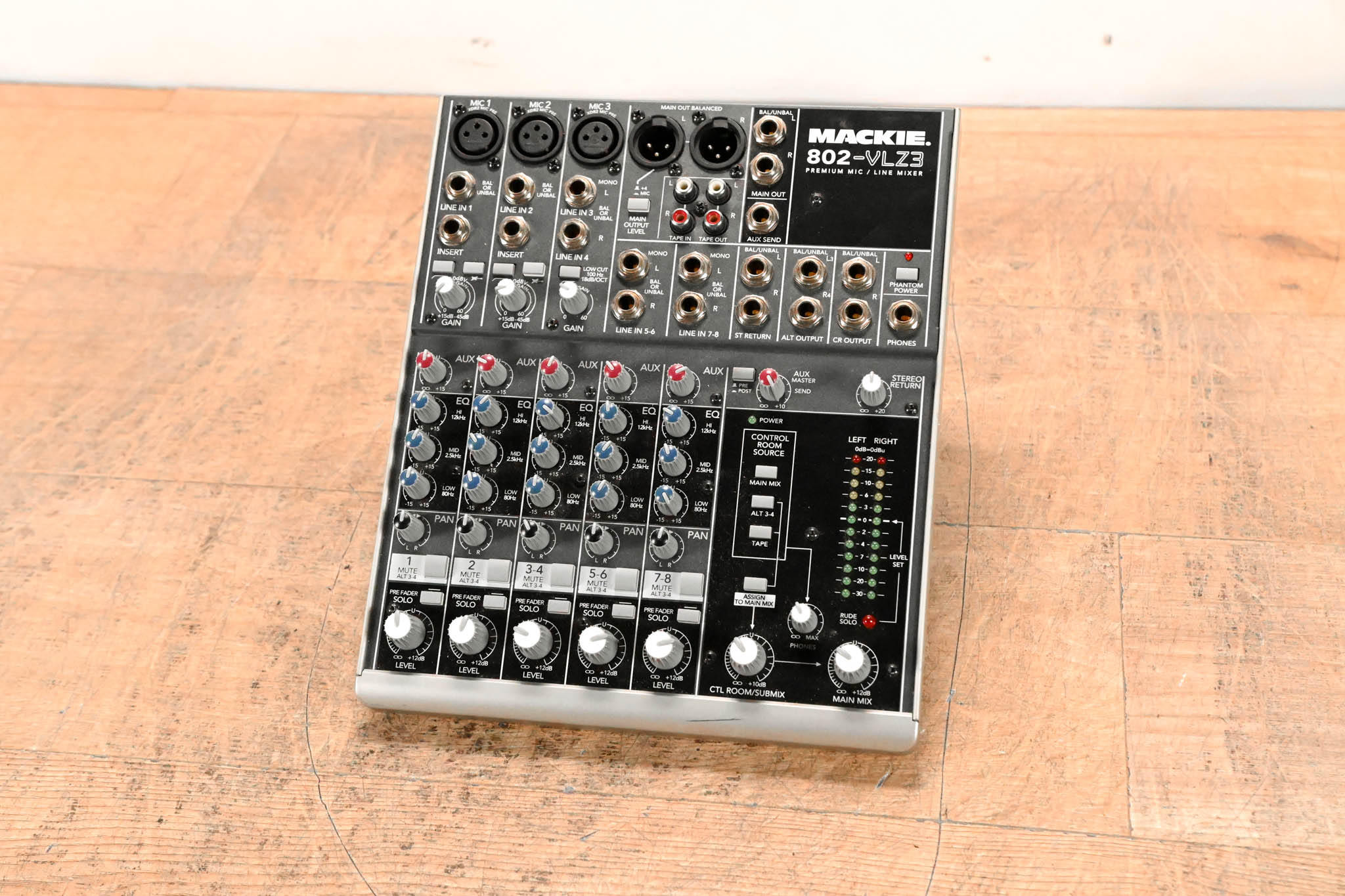 Mackie 802-VLZ3 8-Channel Mic/Line Mixer (NO POWER SUPPLY)