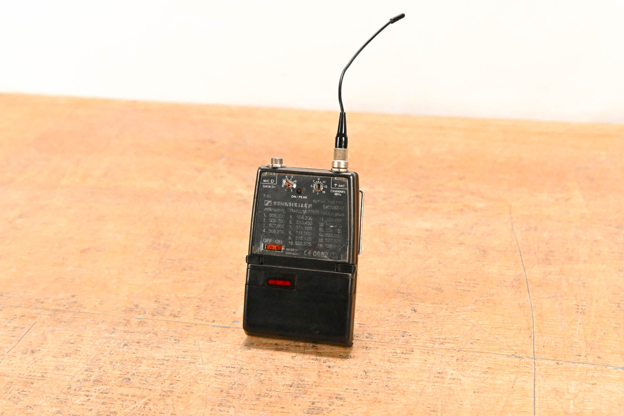 Sennheiser SK3063-U Wireless Bodypack Transmitter