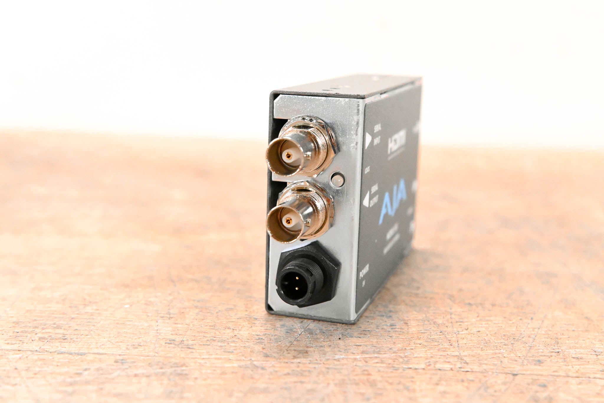 AJA HI5 HD/SD-SDI to HDMI Video and Audio Converter