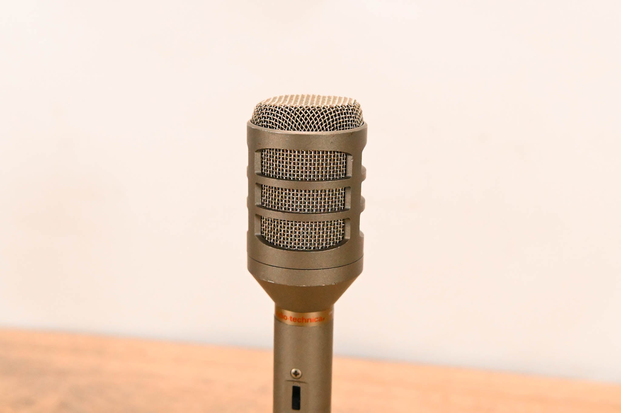Audio-Technica AT812 Cardioid Dynamic Microphone