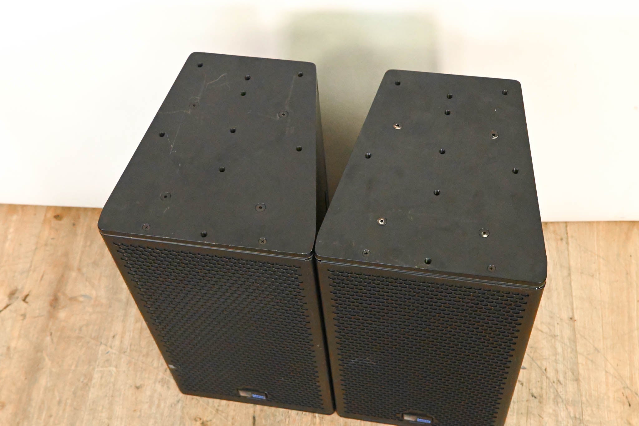 Meyer Sound UPJ-1P Compact VariO Loudspeaker (PAIR)