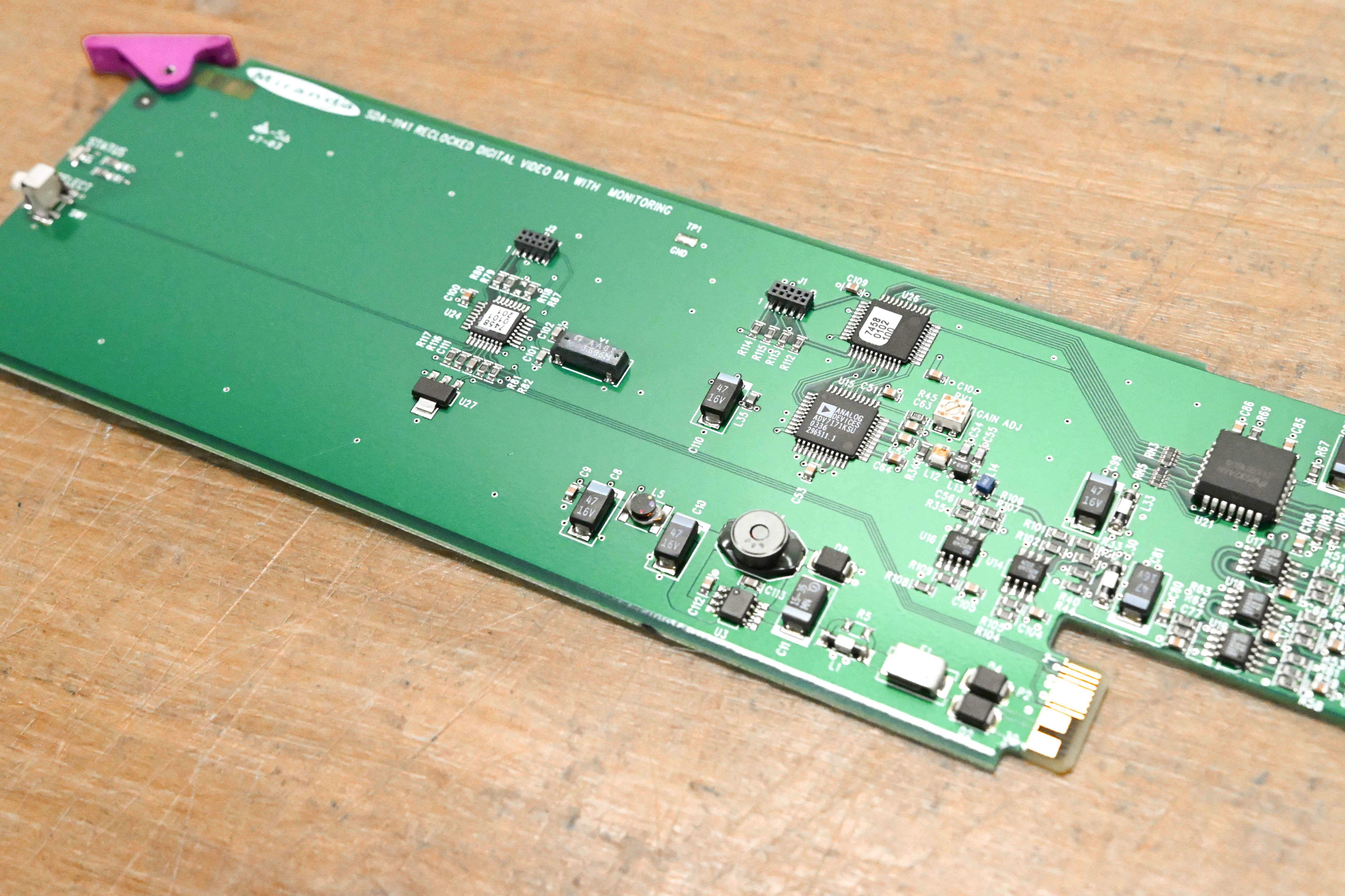Miranda SDA-1141 Reclocked Digital Video DA with Monitoring Module