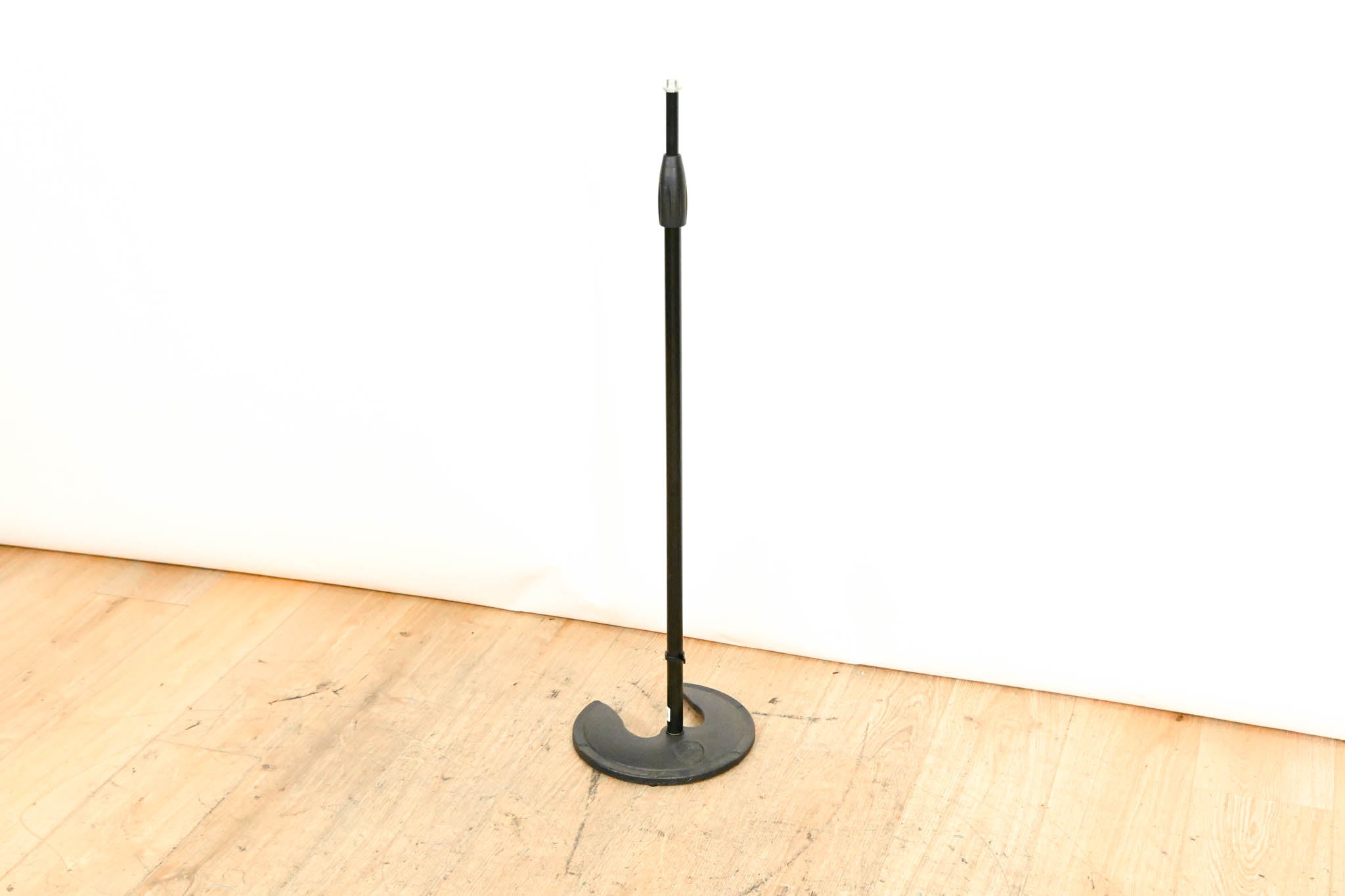 Ultimate Support Pro-R-SB Microphone Stand with Stackable Base