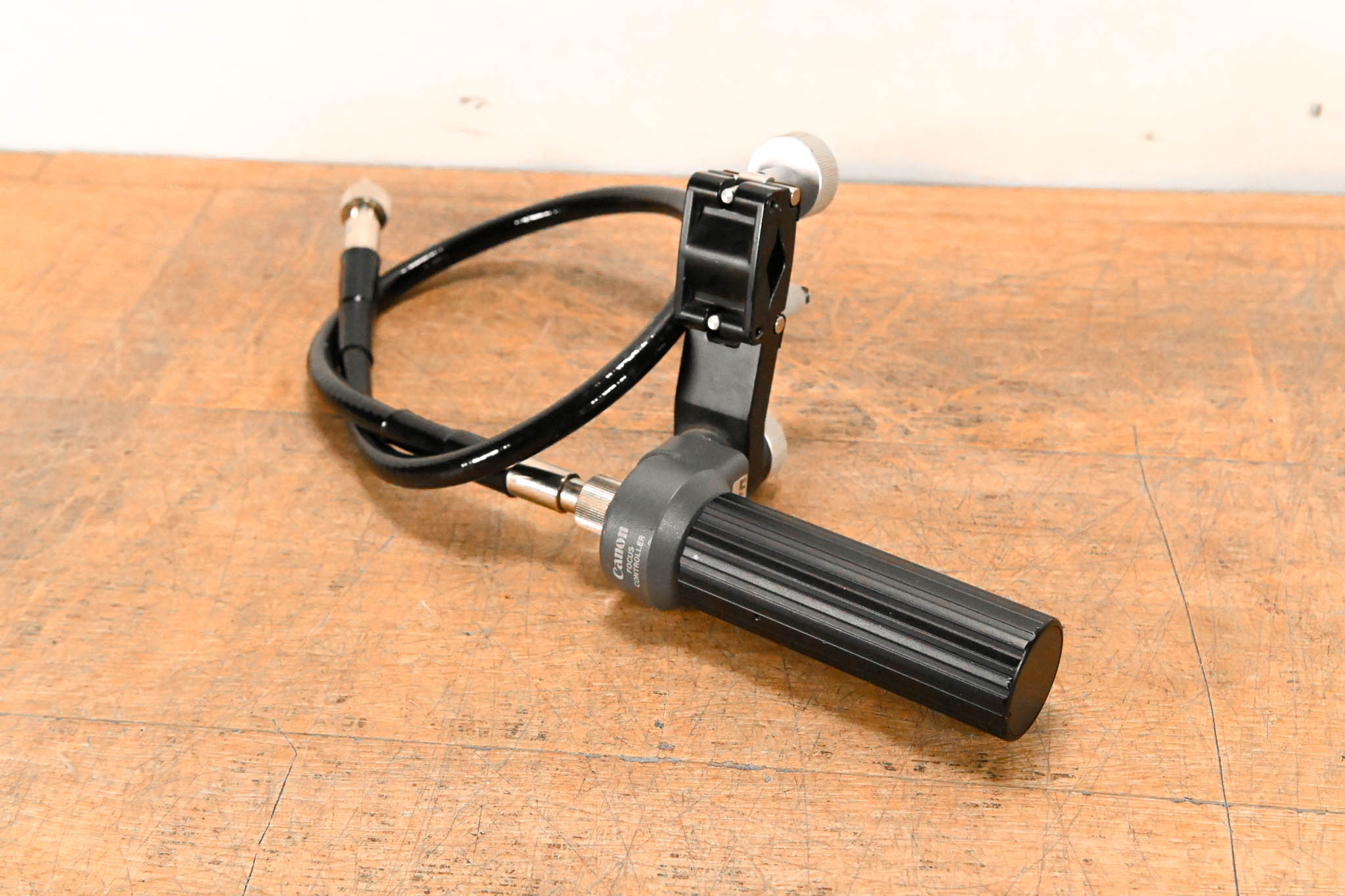 Canon FFC-200 Focus Manual Controller with CR-10 Clamper