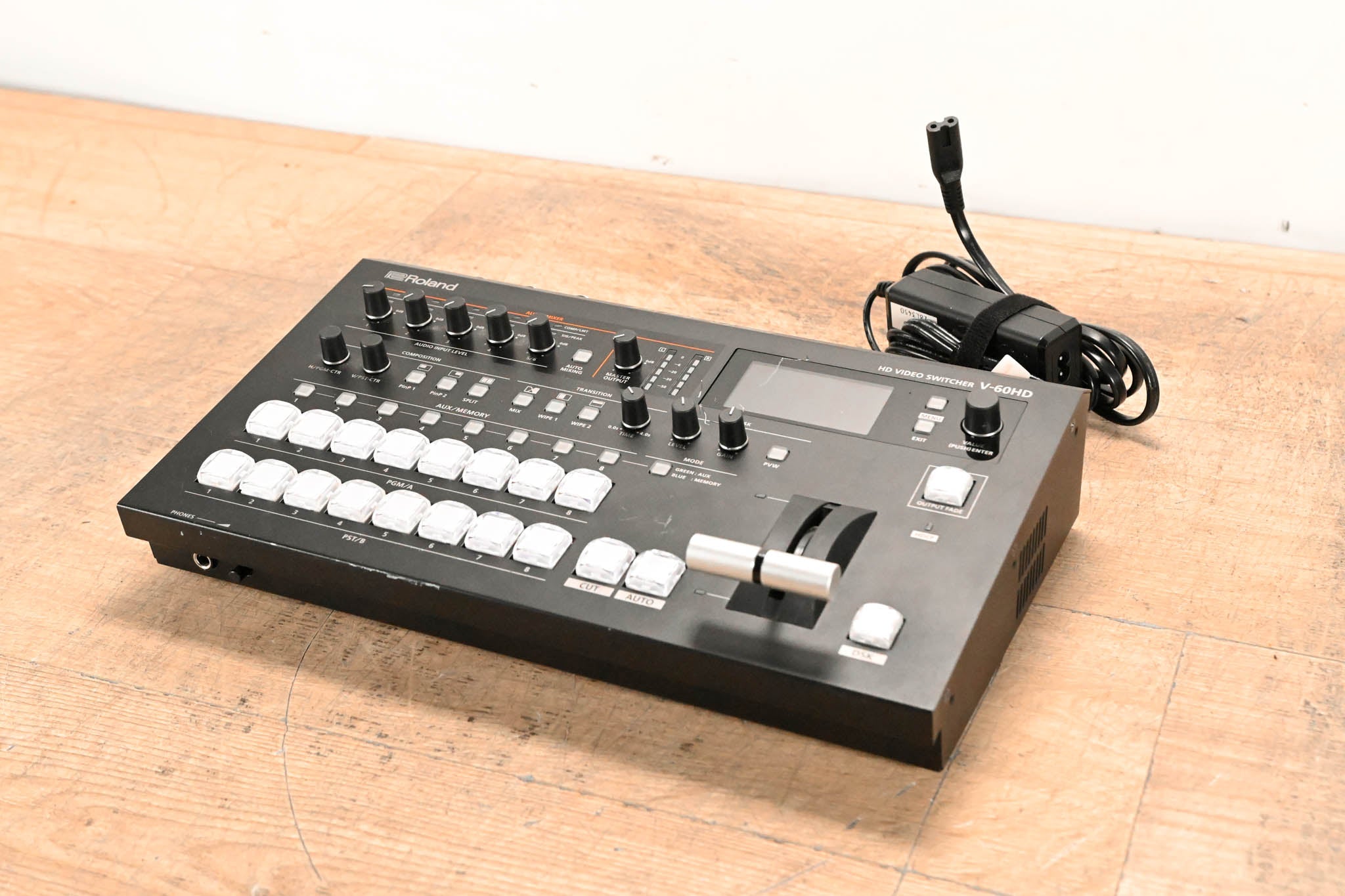 Roland V-60HD Multi-Format HD Video Switcher