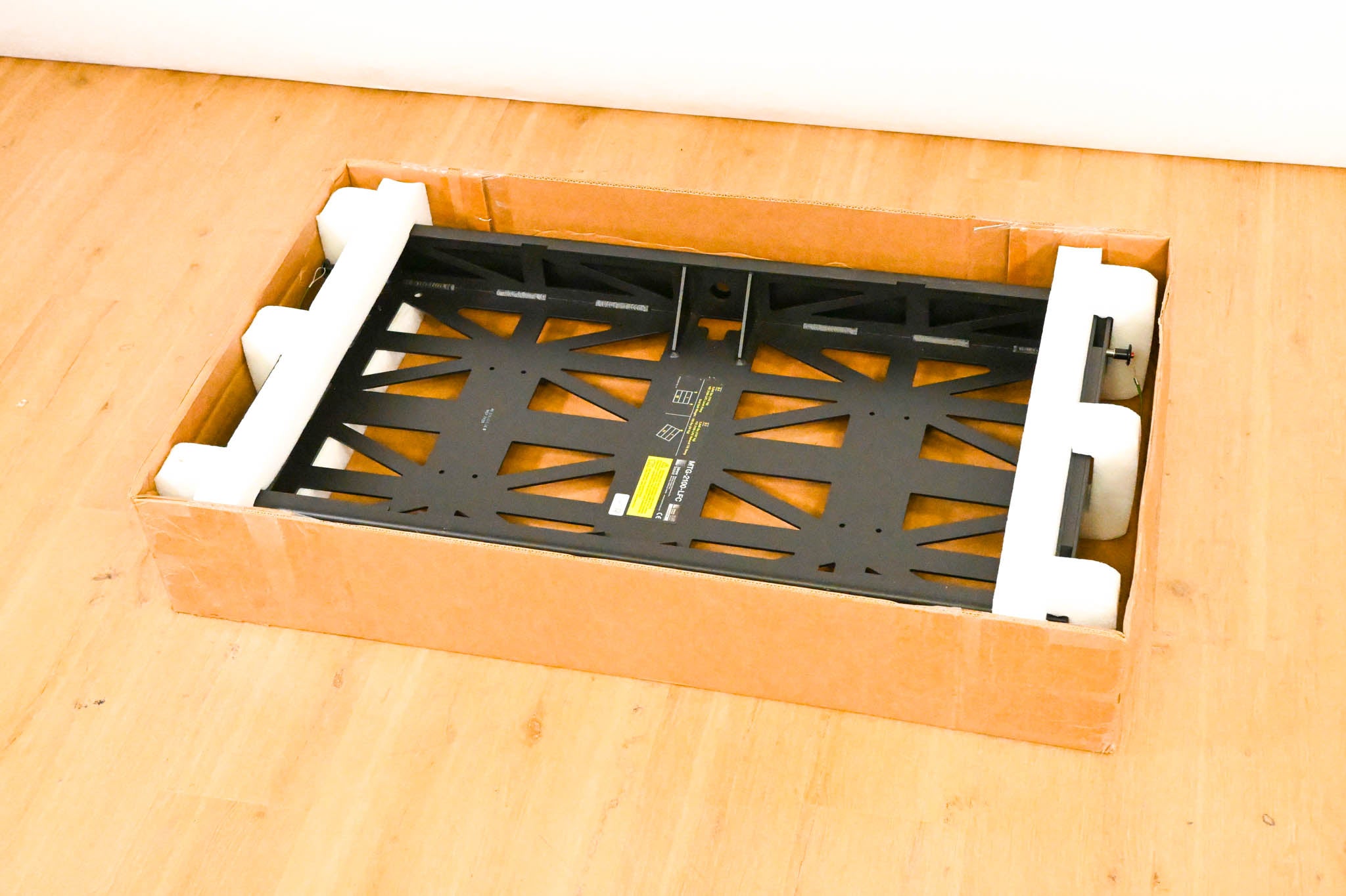 Meyer Sound MTG-2100-LFC Top Grid Flying Frame for 2100-LFC Subwoofer