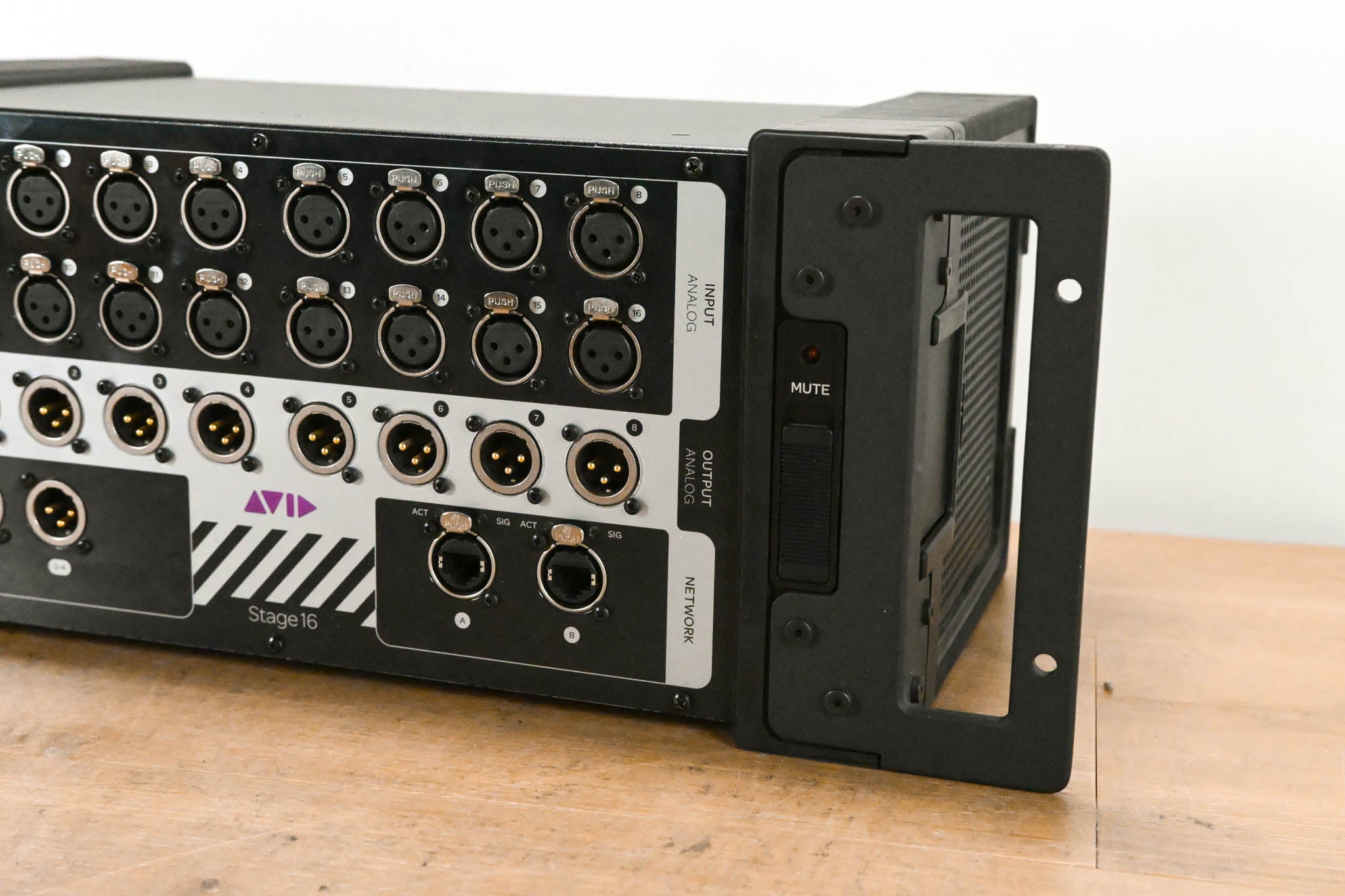 AVID Venue Stage 16 Remote I/O Stage Rack for S3L Digital Mixing System