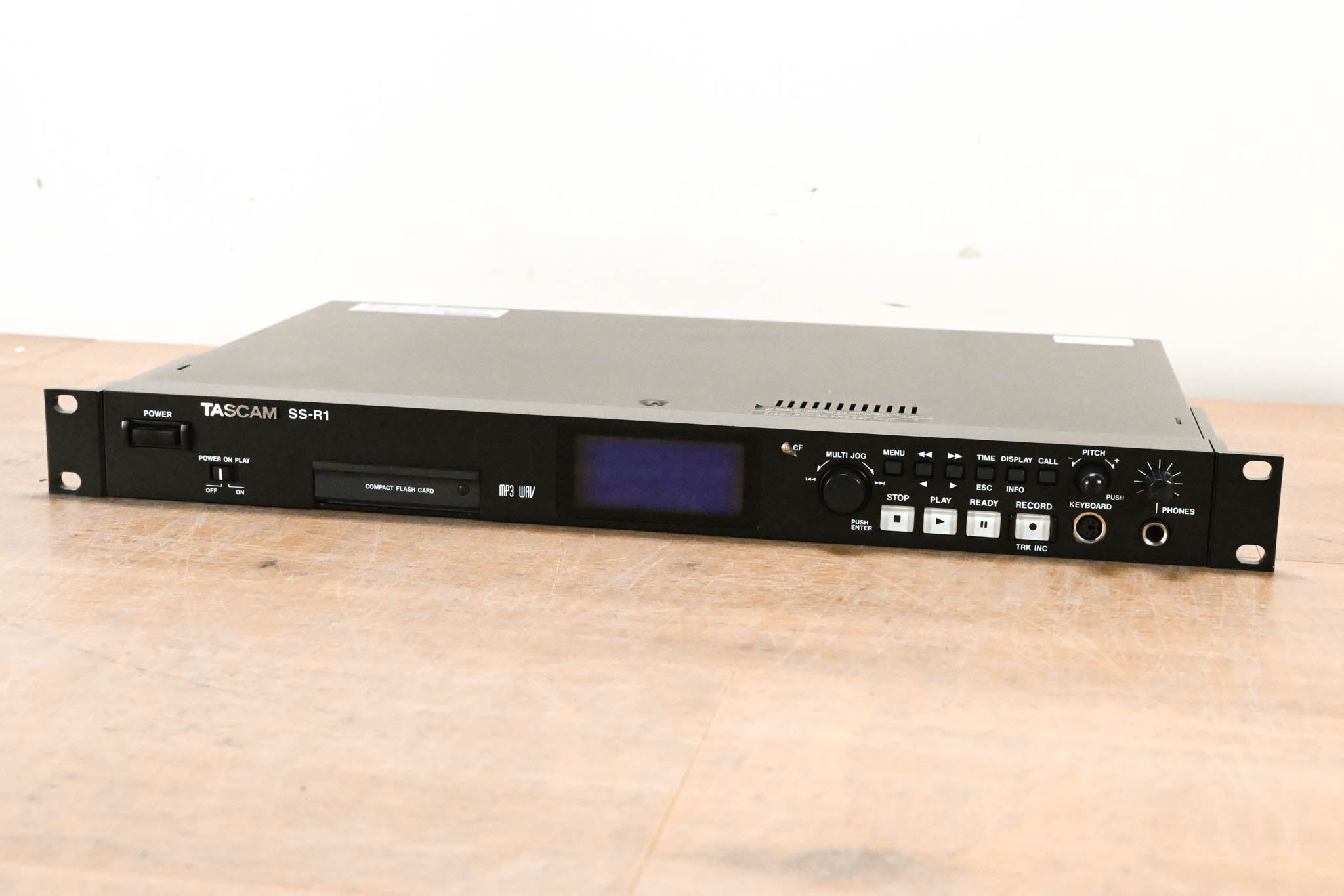 TASCAM SS-R1 Rack-Mountable Compact Solid State Recorder