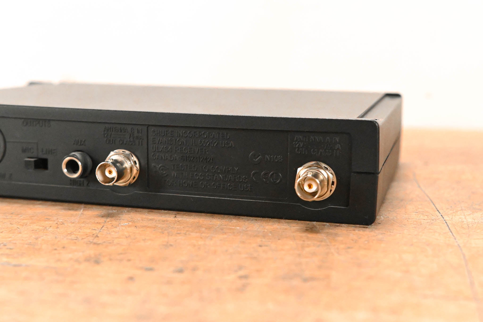 Shure ULXS14 Bodypack Wireless System - J1 Band (NO POWER SUPPLY)