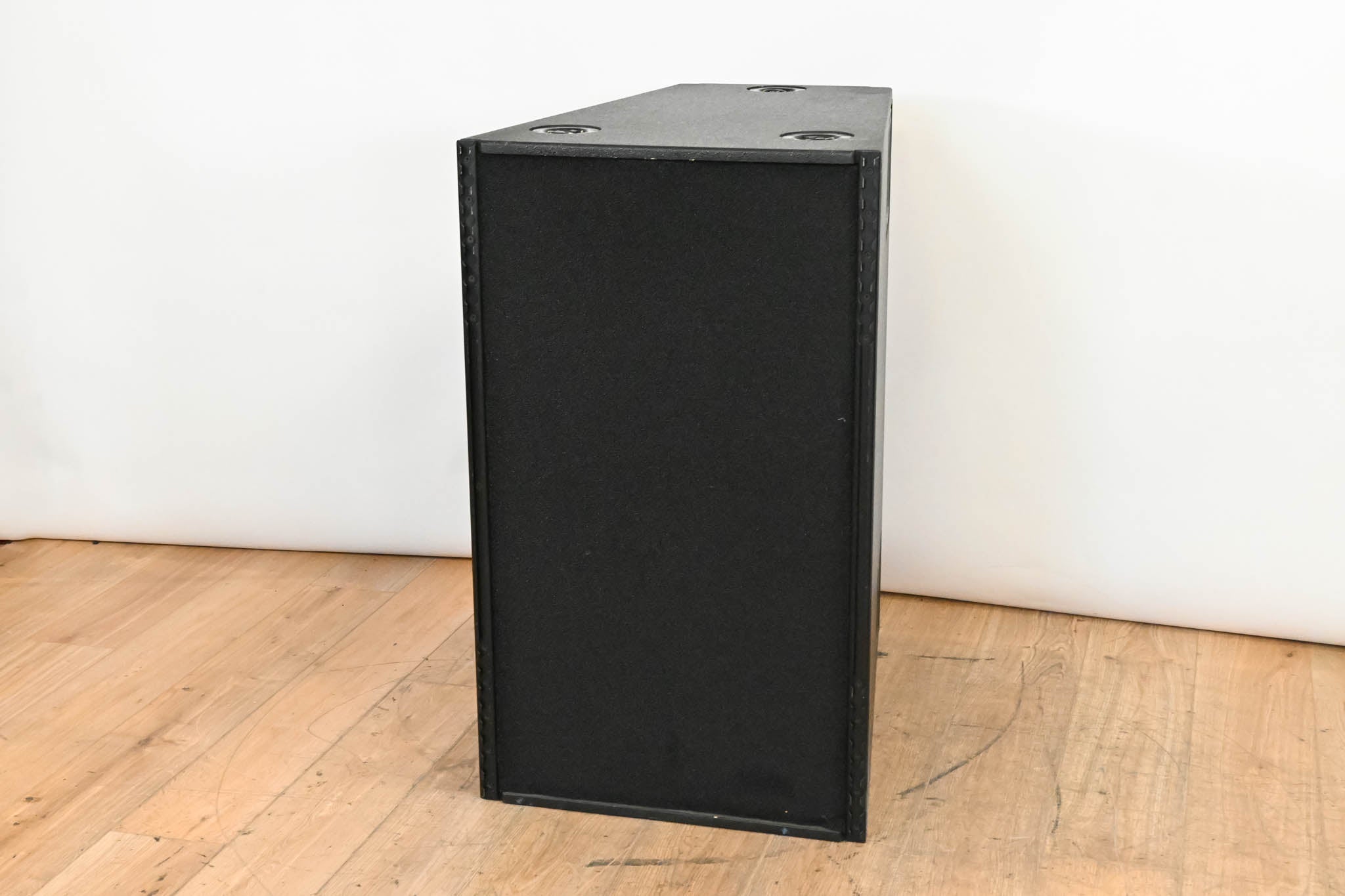 Meyer Sound DS-4P Self-Powered Mid-Bass Reinforcement Loudspeaker
