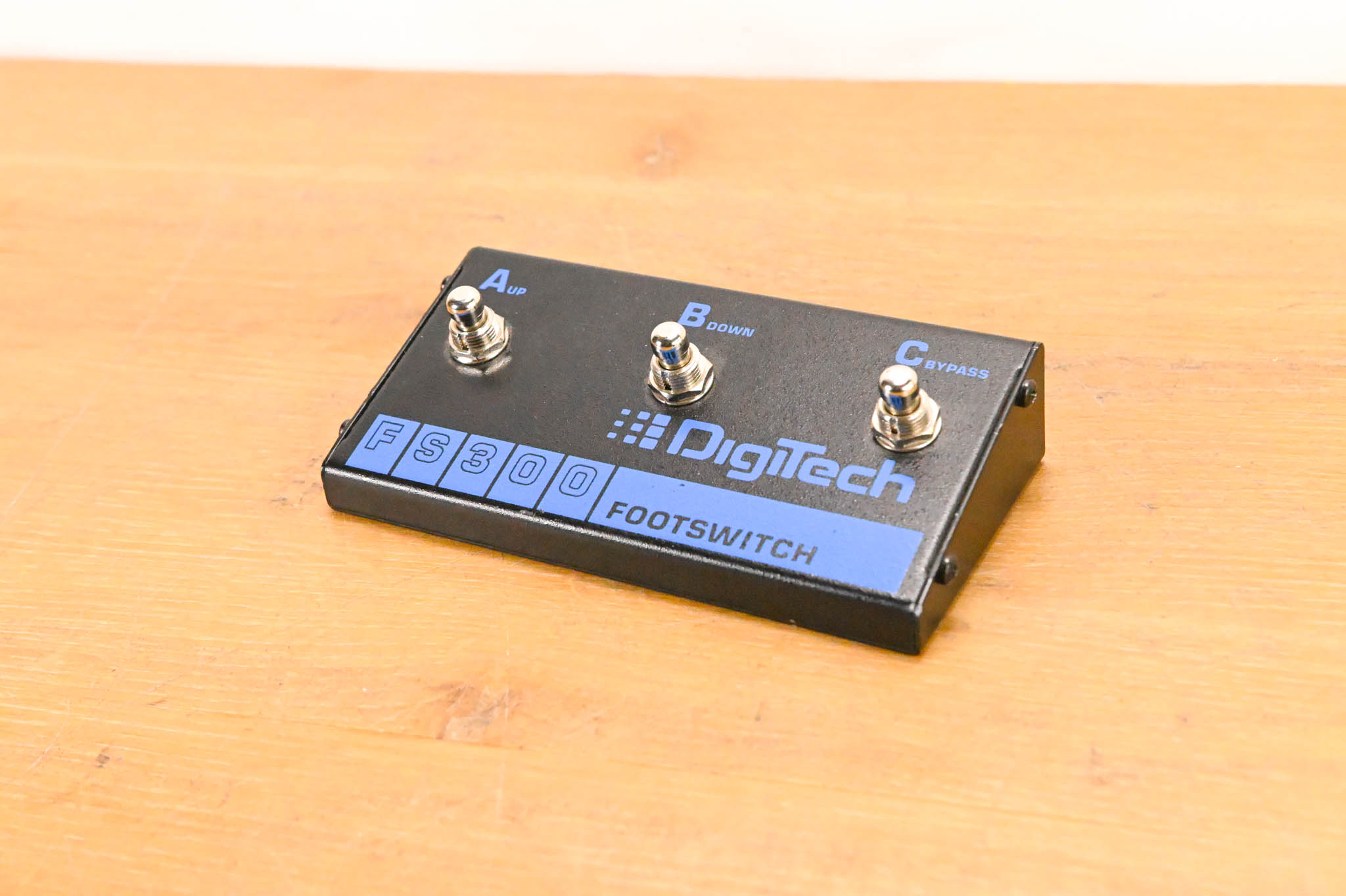 DigiTech FS300 3-Button Multi-Function Footswitch