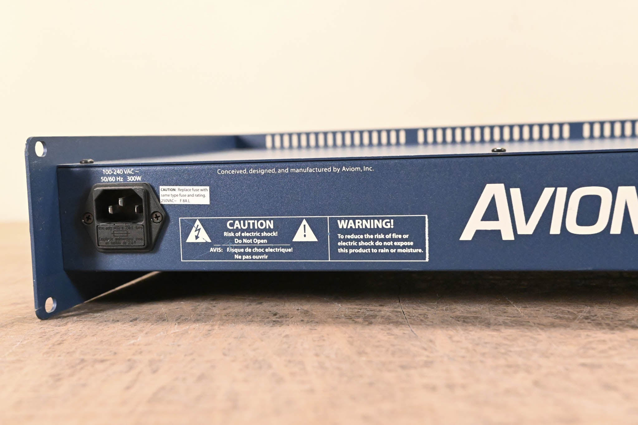 Aviom A-16D Pro A-Net Distributor