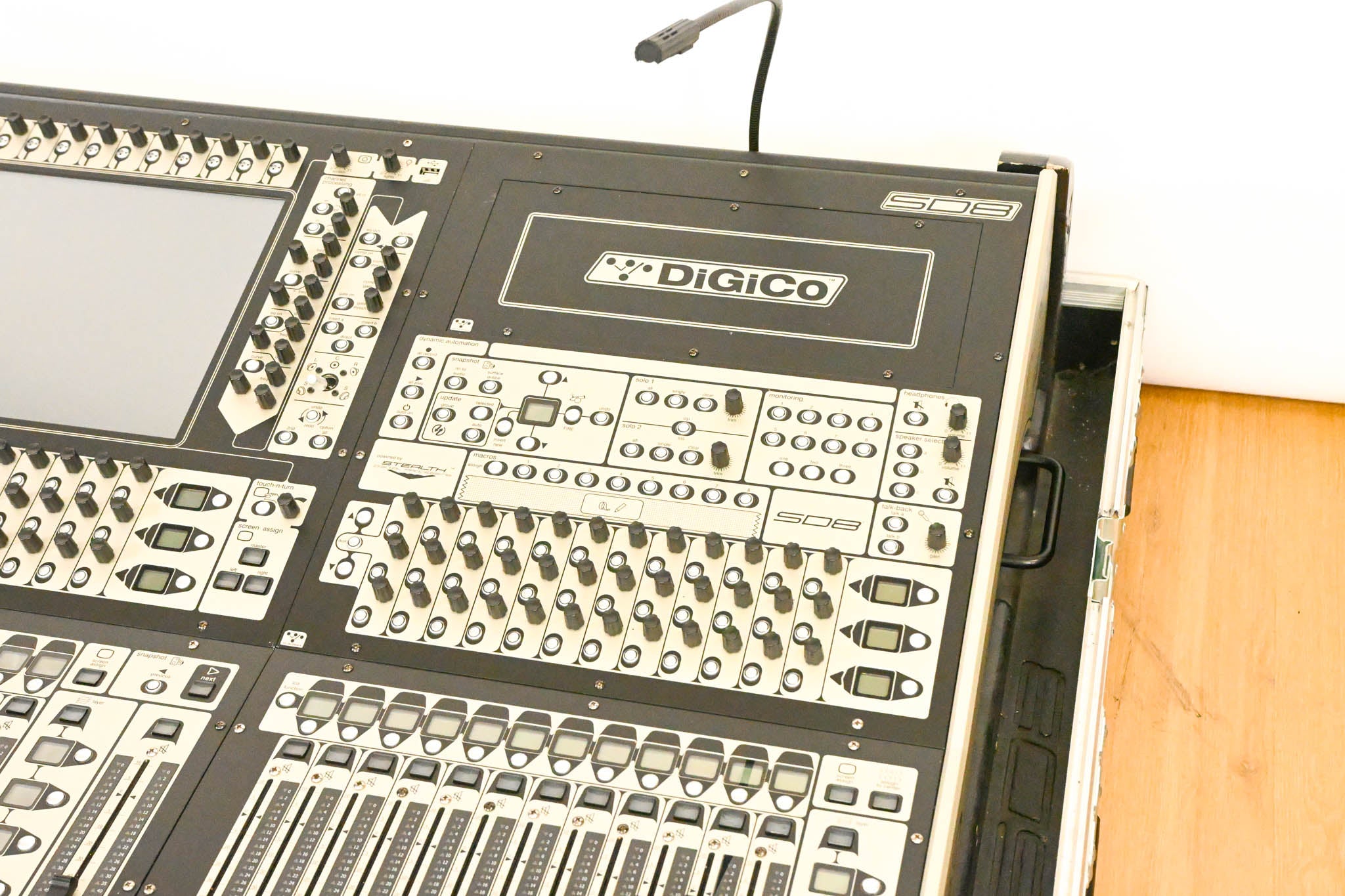 DiGiCo SD8 Digital Mixing Console w/ Waves Card, ST Optical & Road Case
