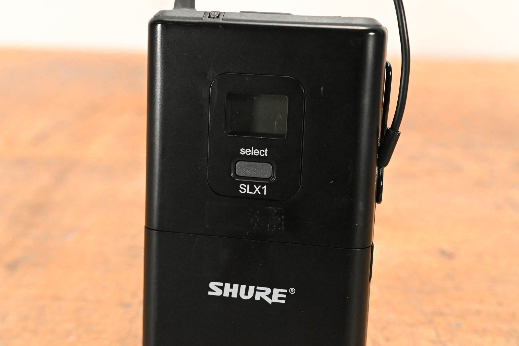 Shure SLX14 Bodypack Wireless System - J3 Band: 572-596 MHz