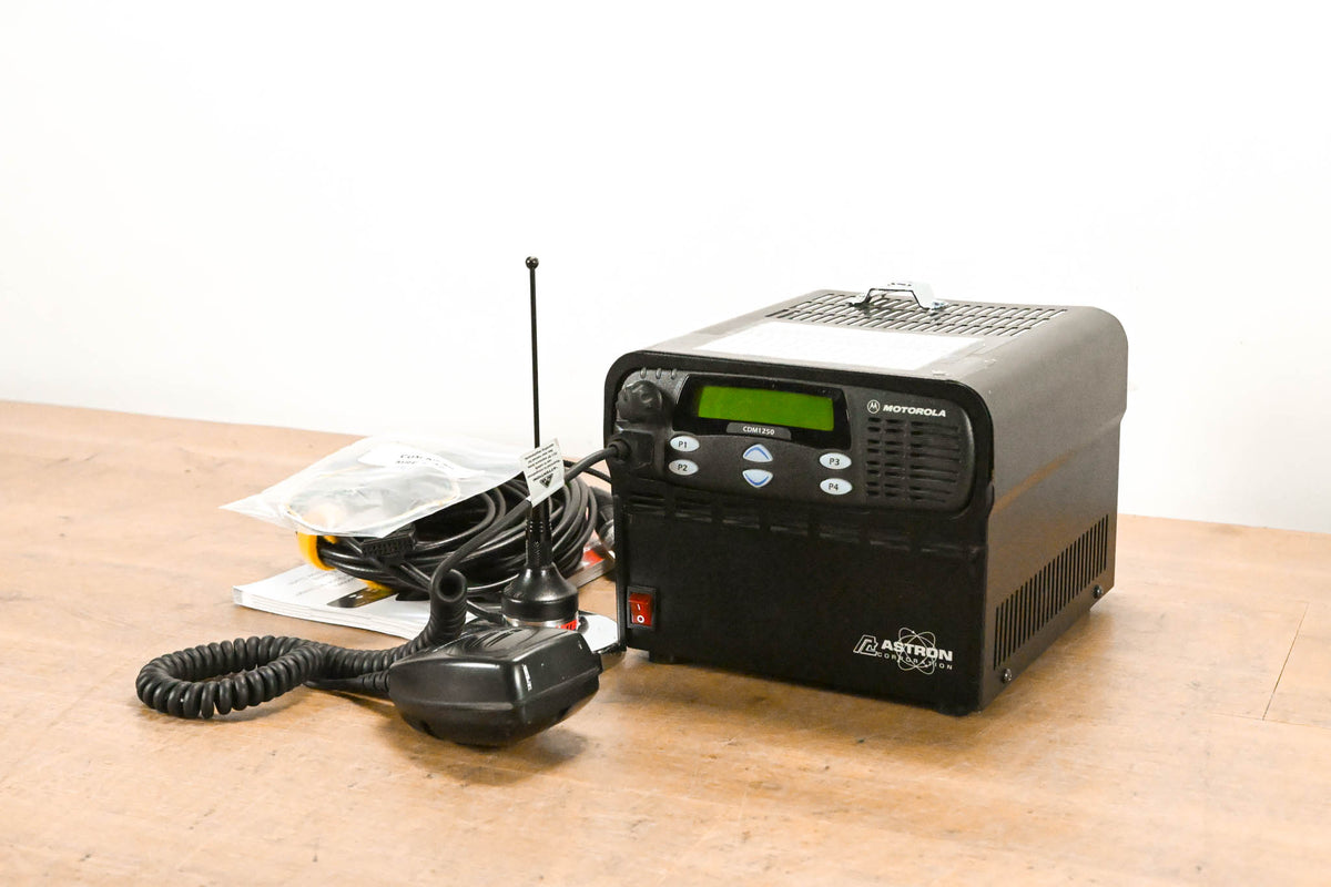 Motorola CDM-1250 Radio Base Station w/ Astron SS-25CDM Enclosure & Mic