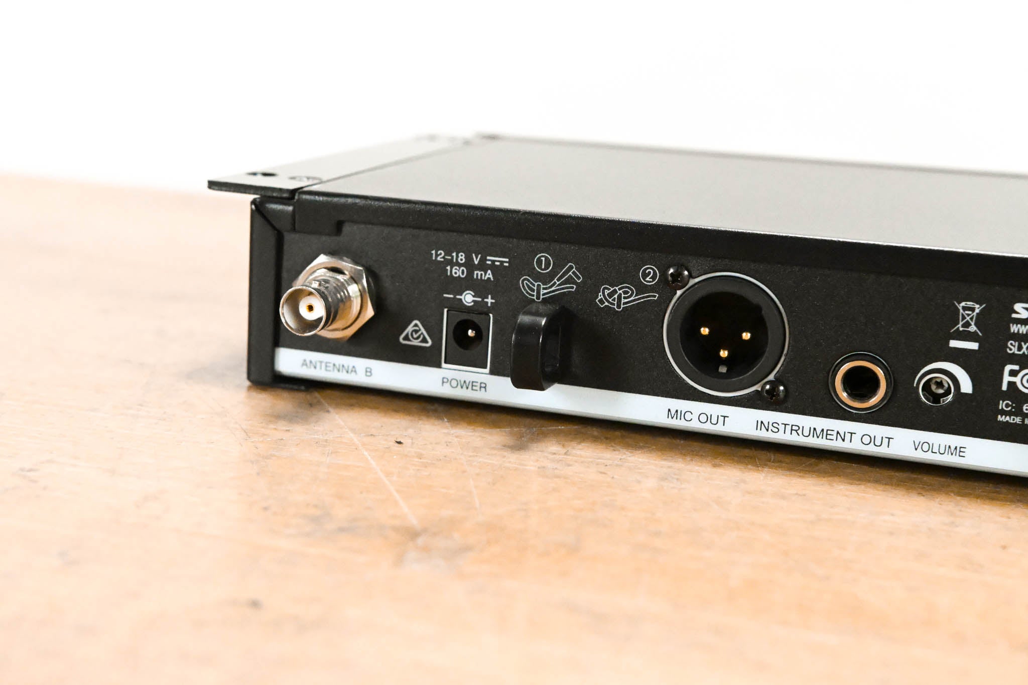 Shure SLX24/SM58 Handheld Wireless System - G5 Band (NO POWER SUPPLY)