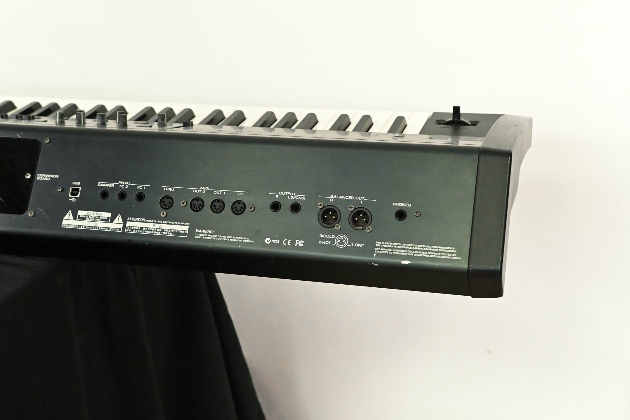 Roland RD-700SX 88-Key Digital Stage Piano