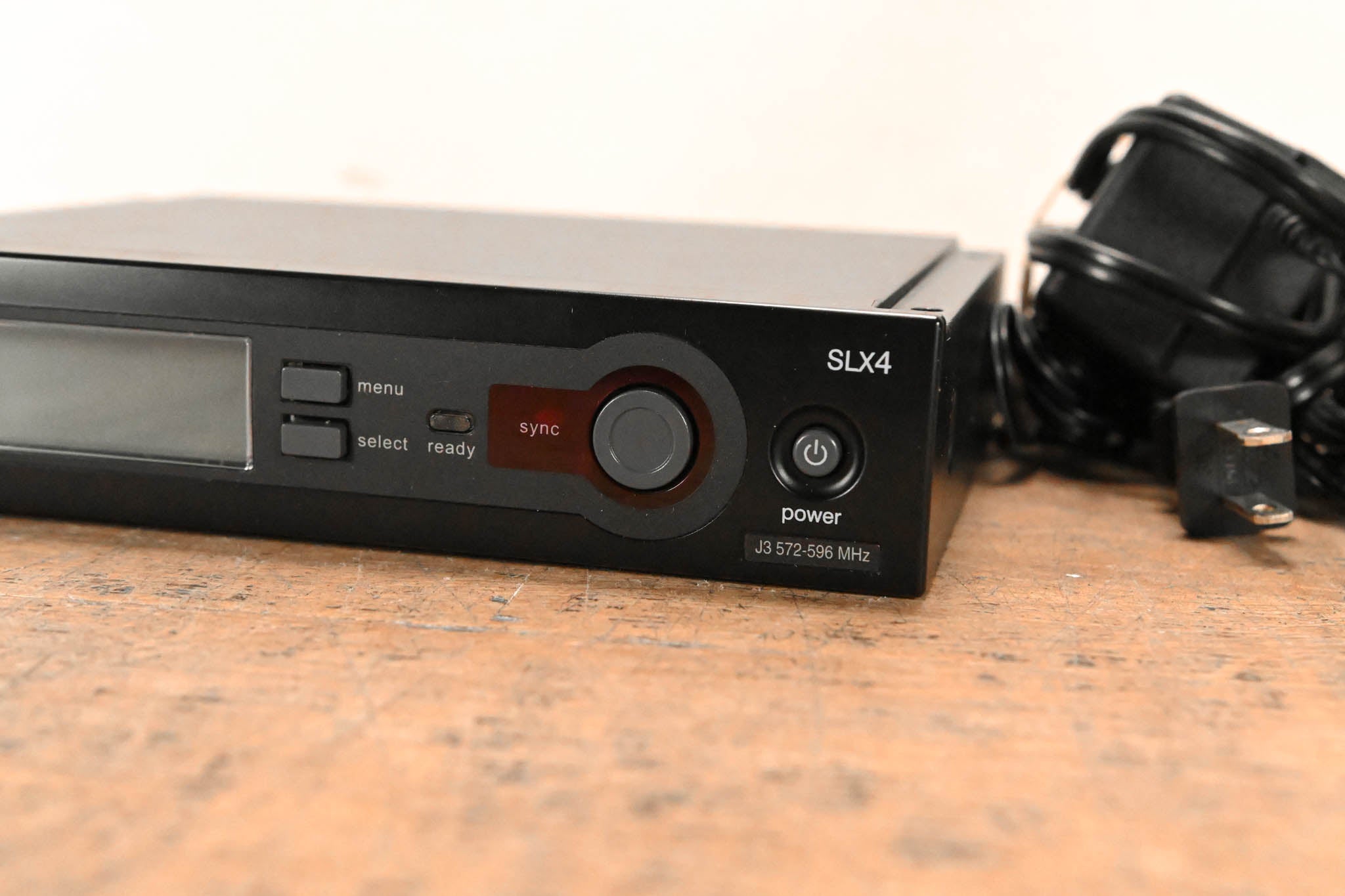 Shure SLX14 Bodypack Wireless System - J3 Band: 572-596 MHz