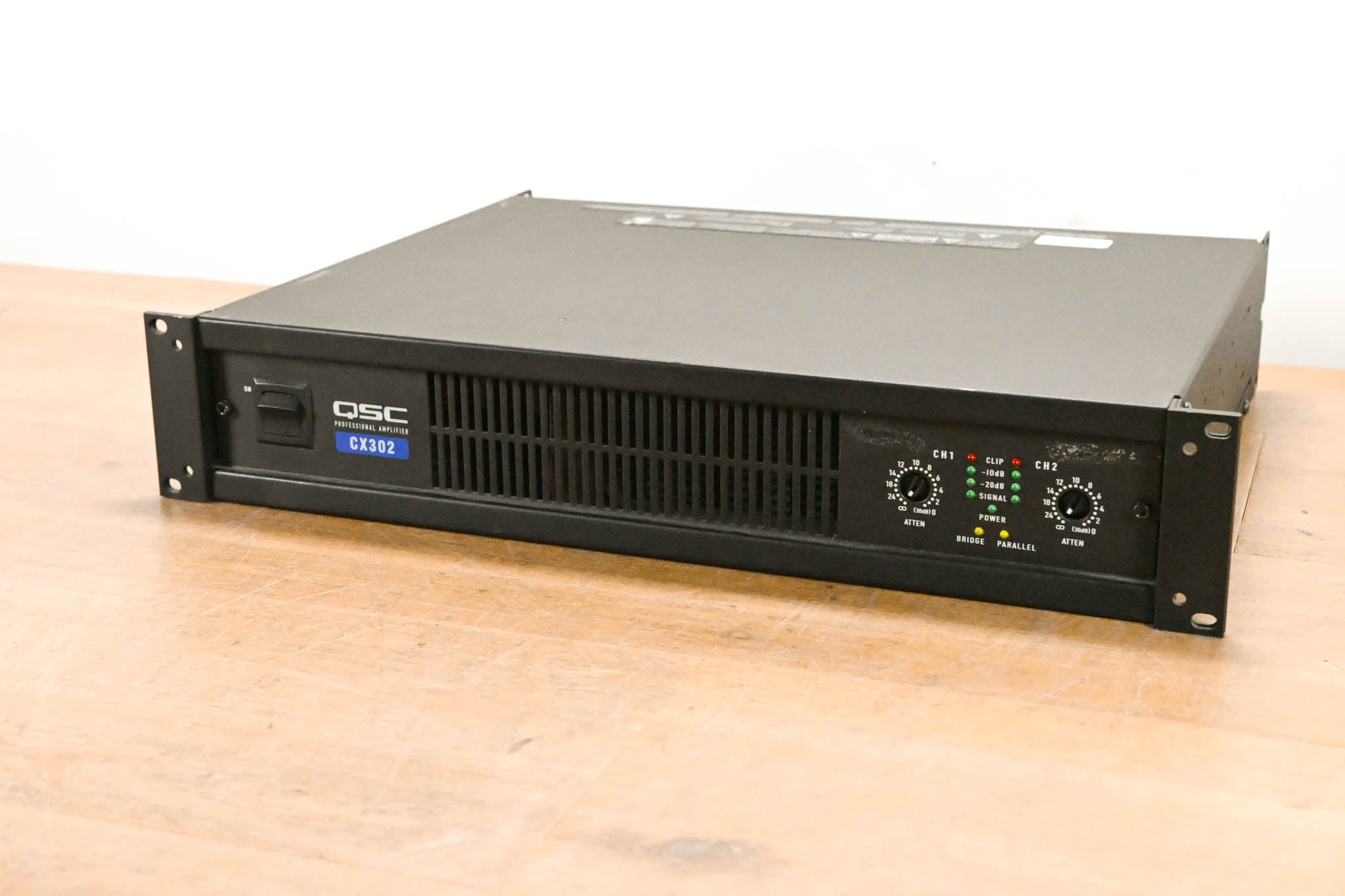 QSC CX302 2-Channel Power Amplifier