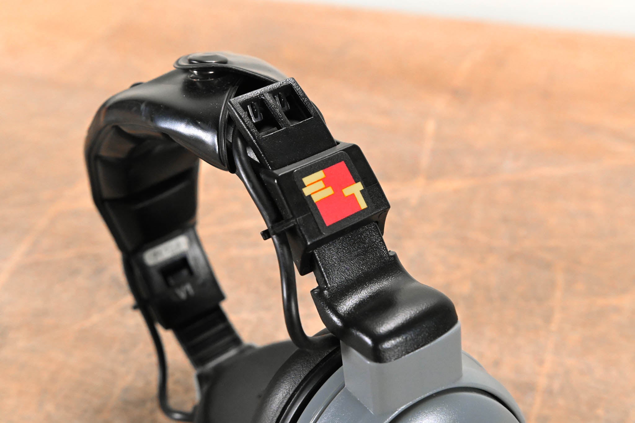 Eartec ComSTAR Single-Ear Full Duplex Wireless Headset