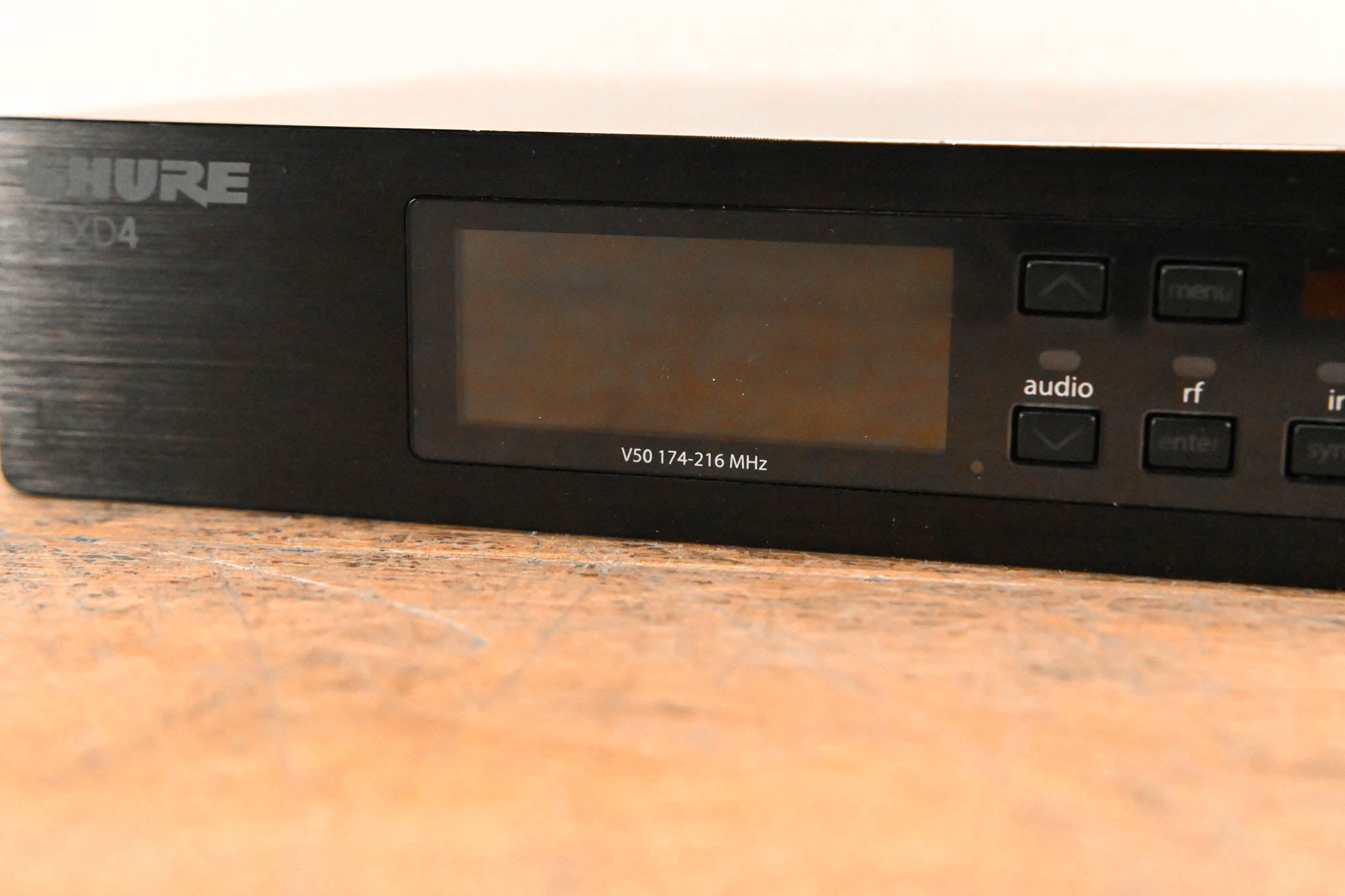 Shure QLXD4 Digital Wireless Receiver - V50 Band (NO POWER SUPPLY)