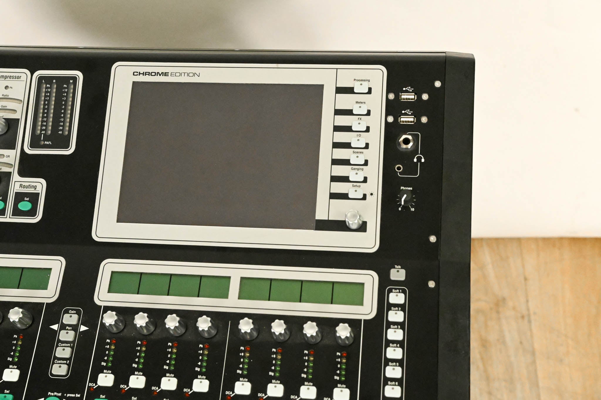 Allen & Heath GLD-80 Chrome Edition Digital Mixing Surface