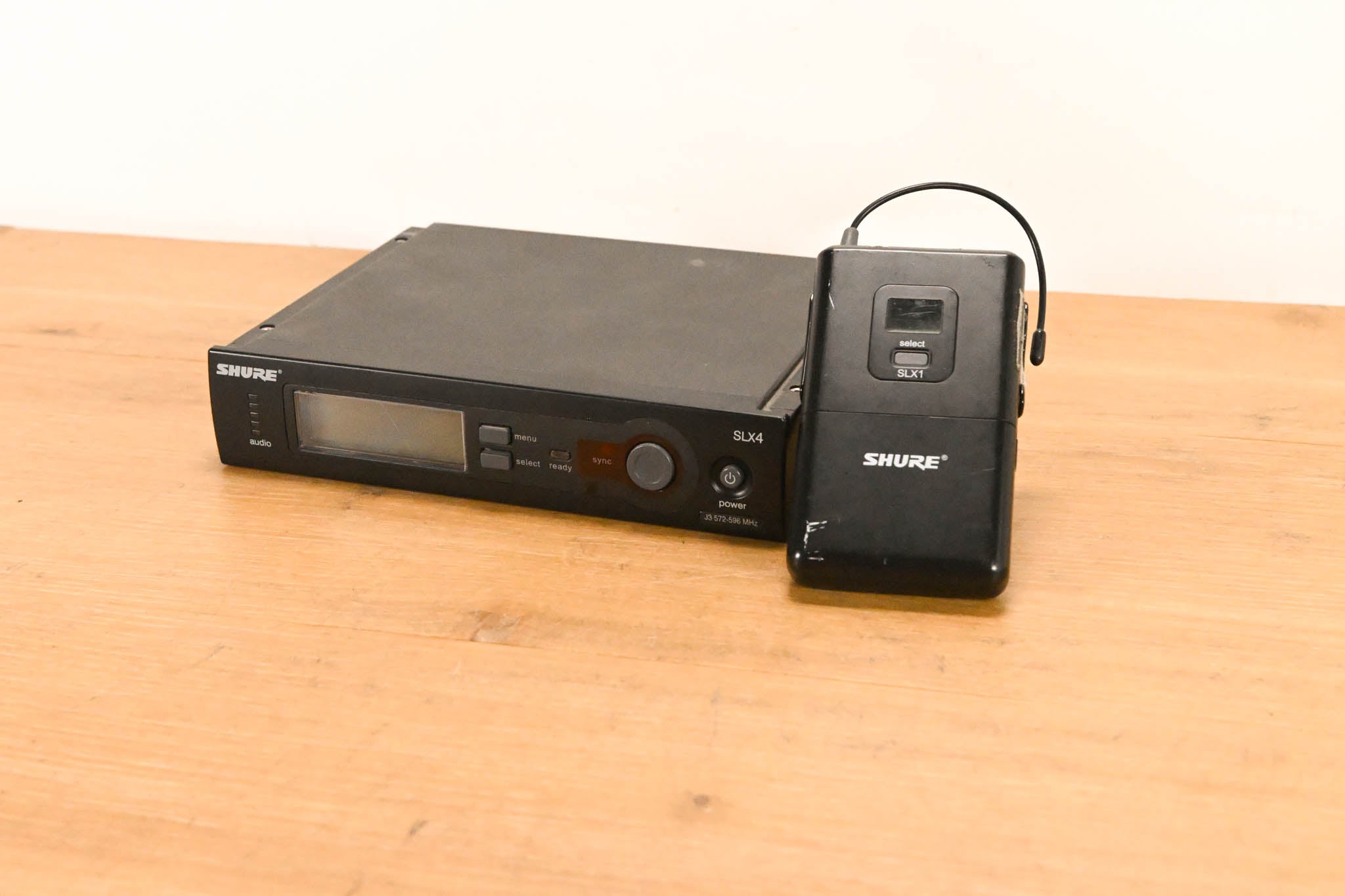 Shure SLX14 Bodypack Wireless System - J3 Band (NO POWER SUPPLY)