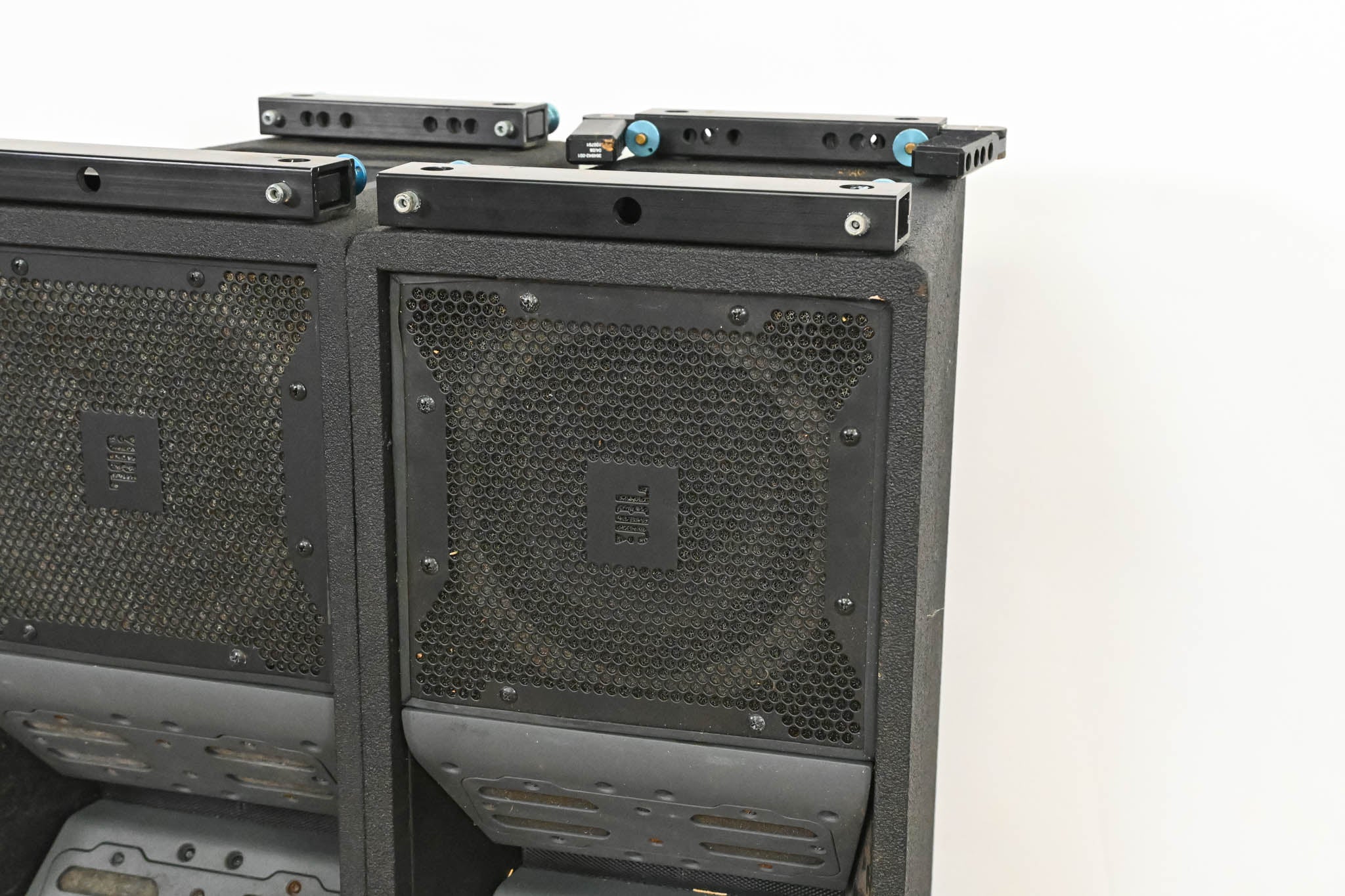 JBL VT4887 Compact Bi-Amplified 3-Way Line Array Element (PAIR)