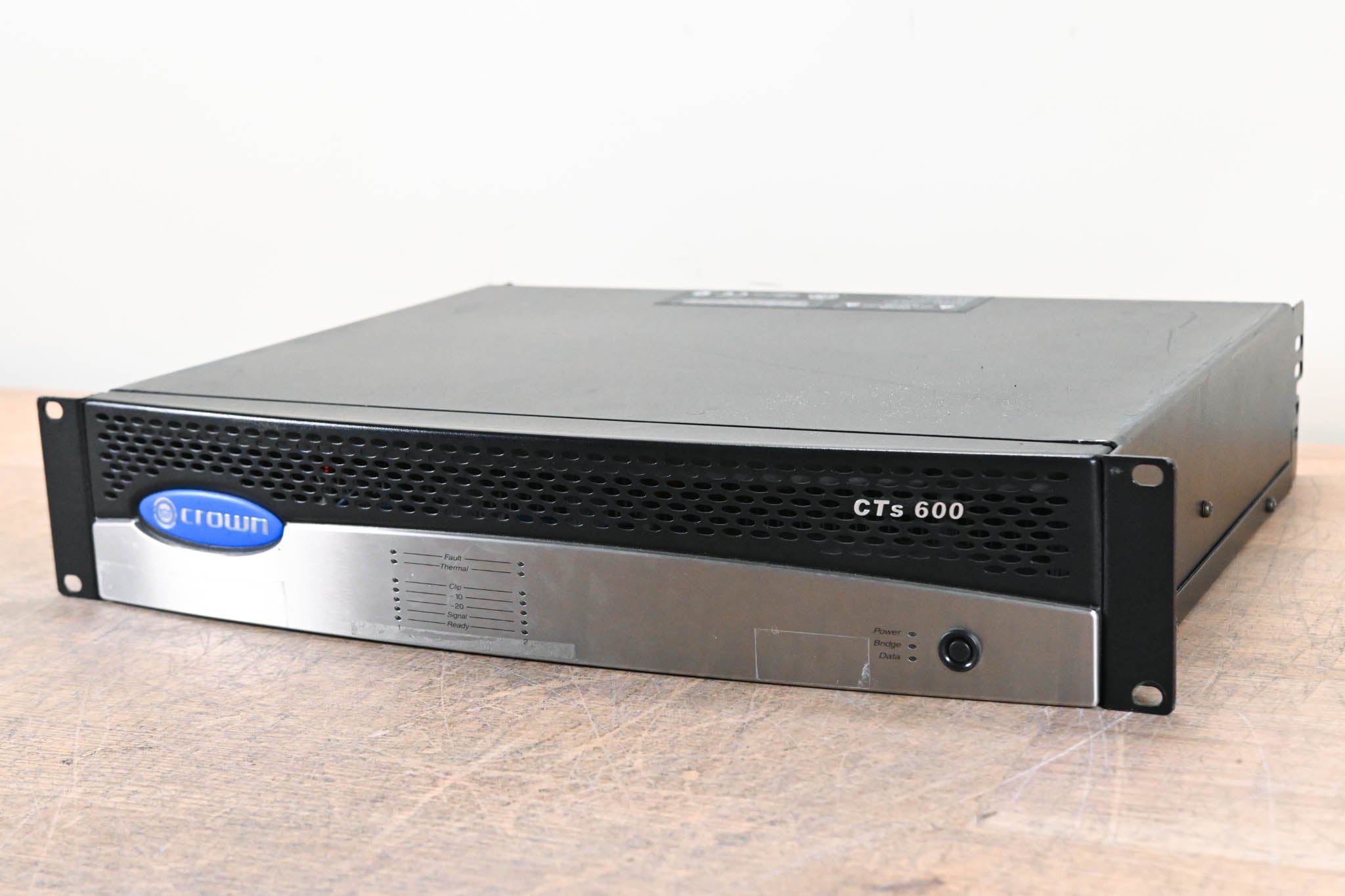 Crown CTs 600 Two-Channel 300W Power Amplifier