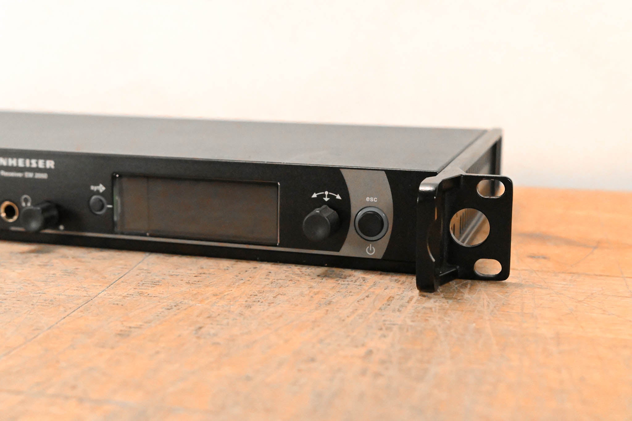 Sennheiser EM 2050 Dual-Channel Wireless Receiver Aw Range: 516-558 MHz