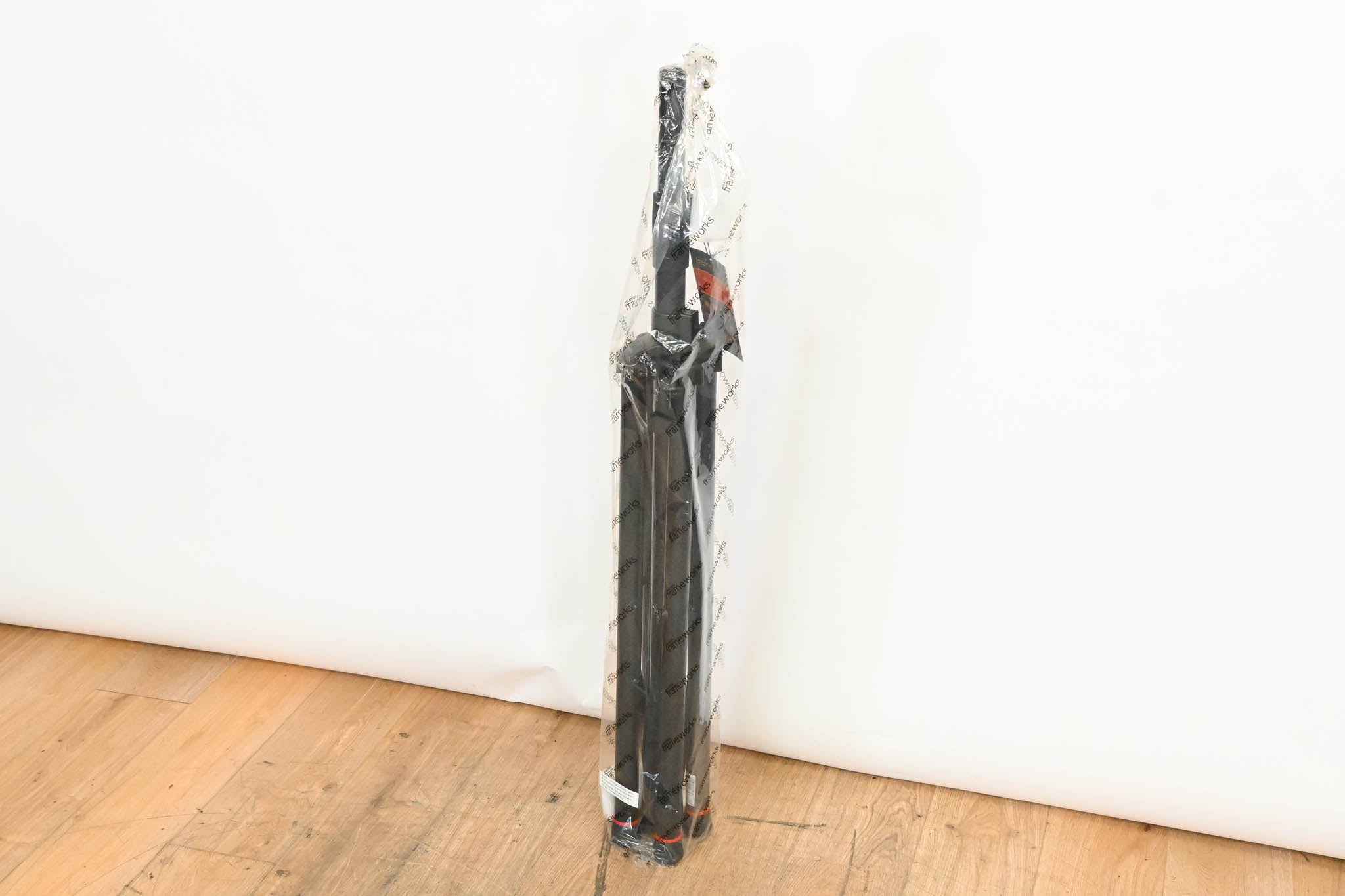 Gator Cases GFW-AV-LCD-25 Piston-Driven AV Stand for Displays up to 65"