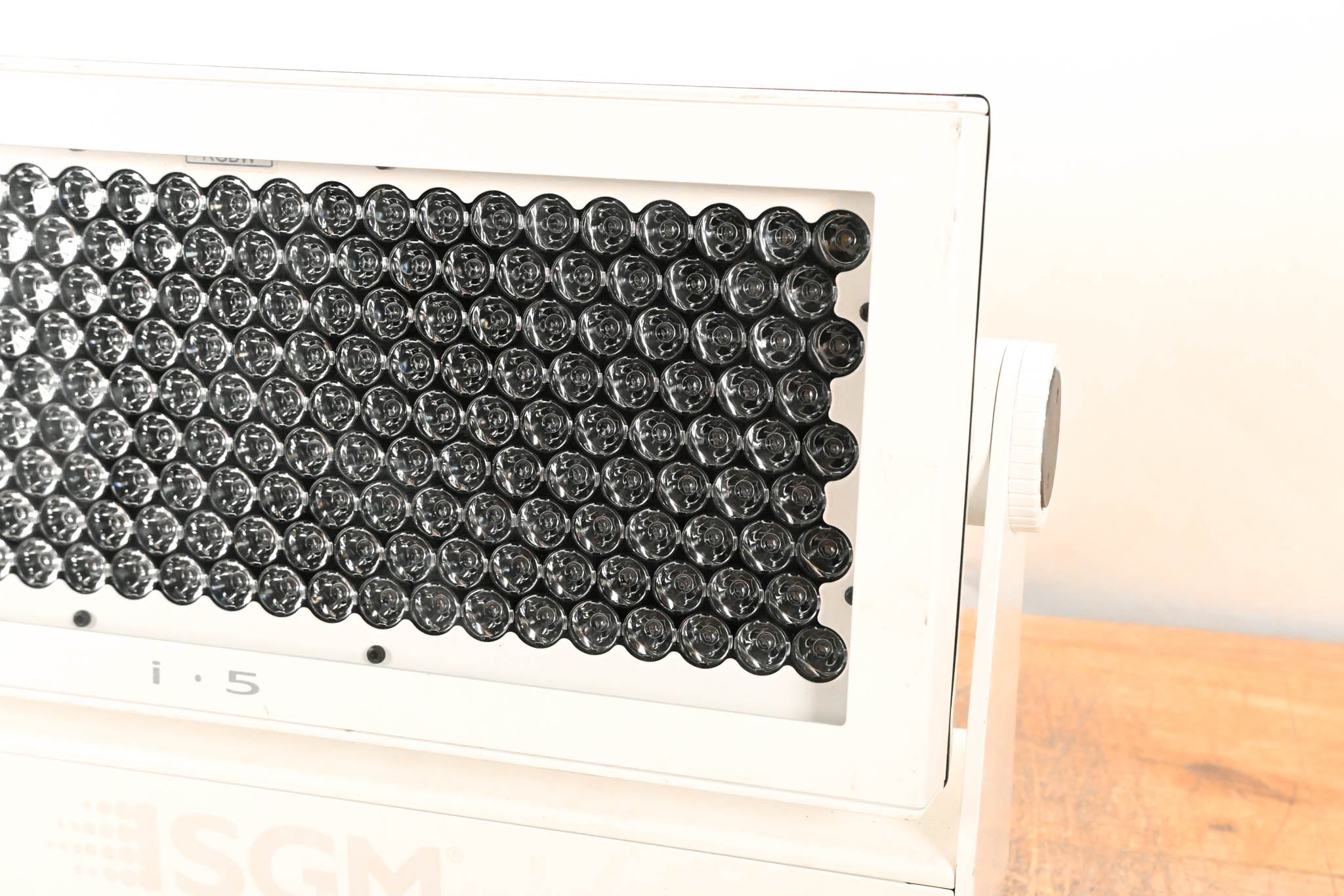 SGM i·5 RGBW POI Outdoor LED Wash Light