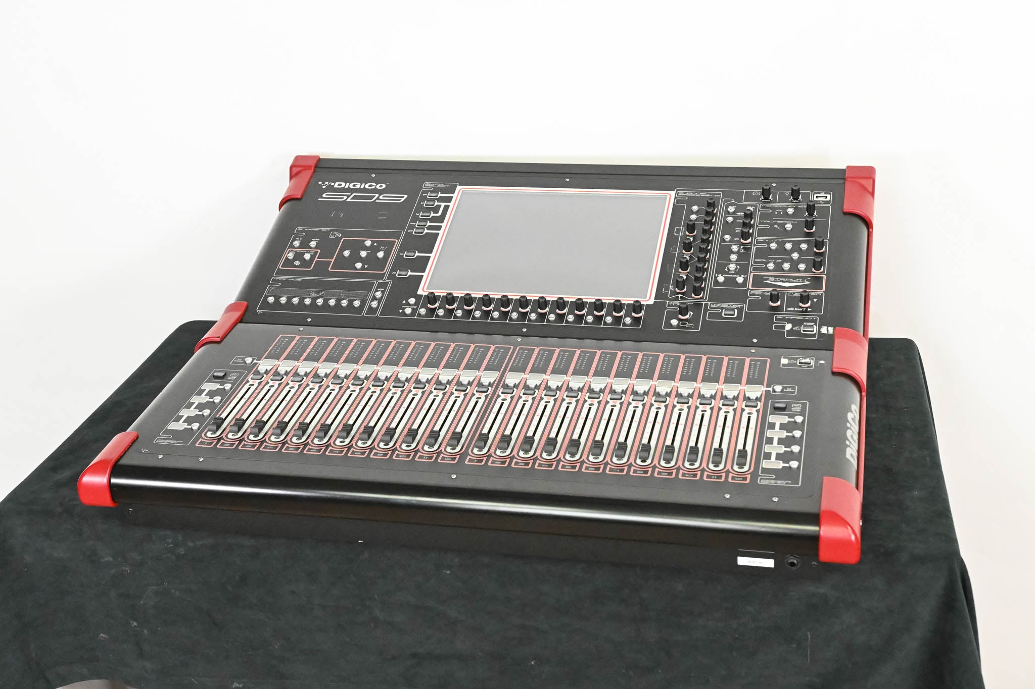 DiGiCo SD9 Digital Mixing Console