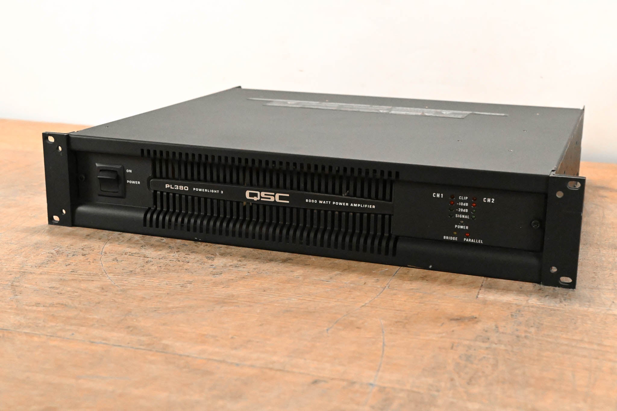 QSC PL380 Powerlight 3 Series 2-Channel Power Amplifier