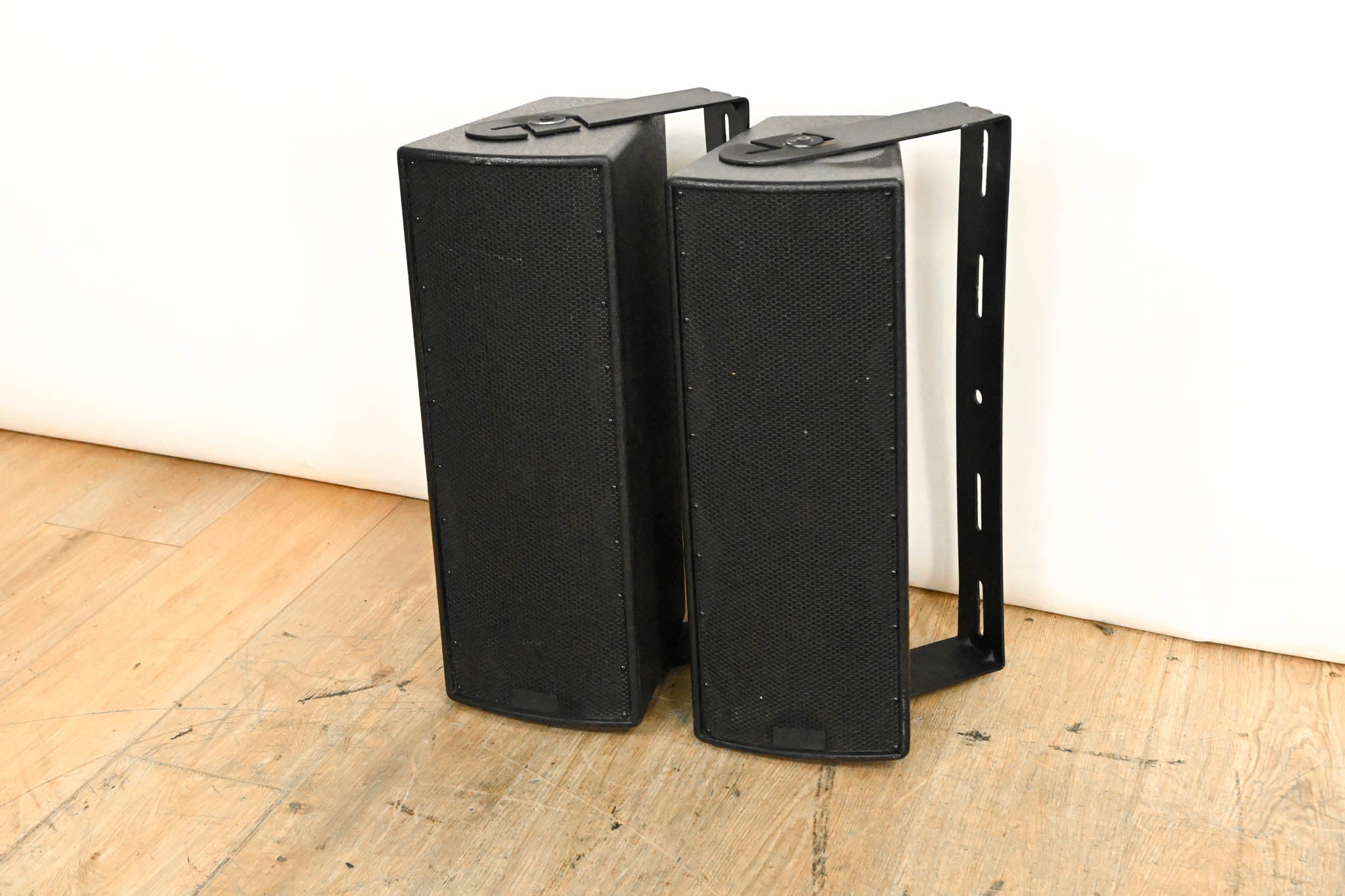 EAW JF80z Compact Two-Way Full Range Passive Loudspeaker (PAIR)