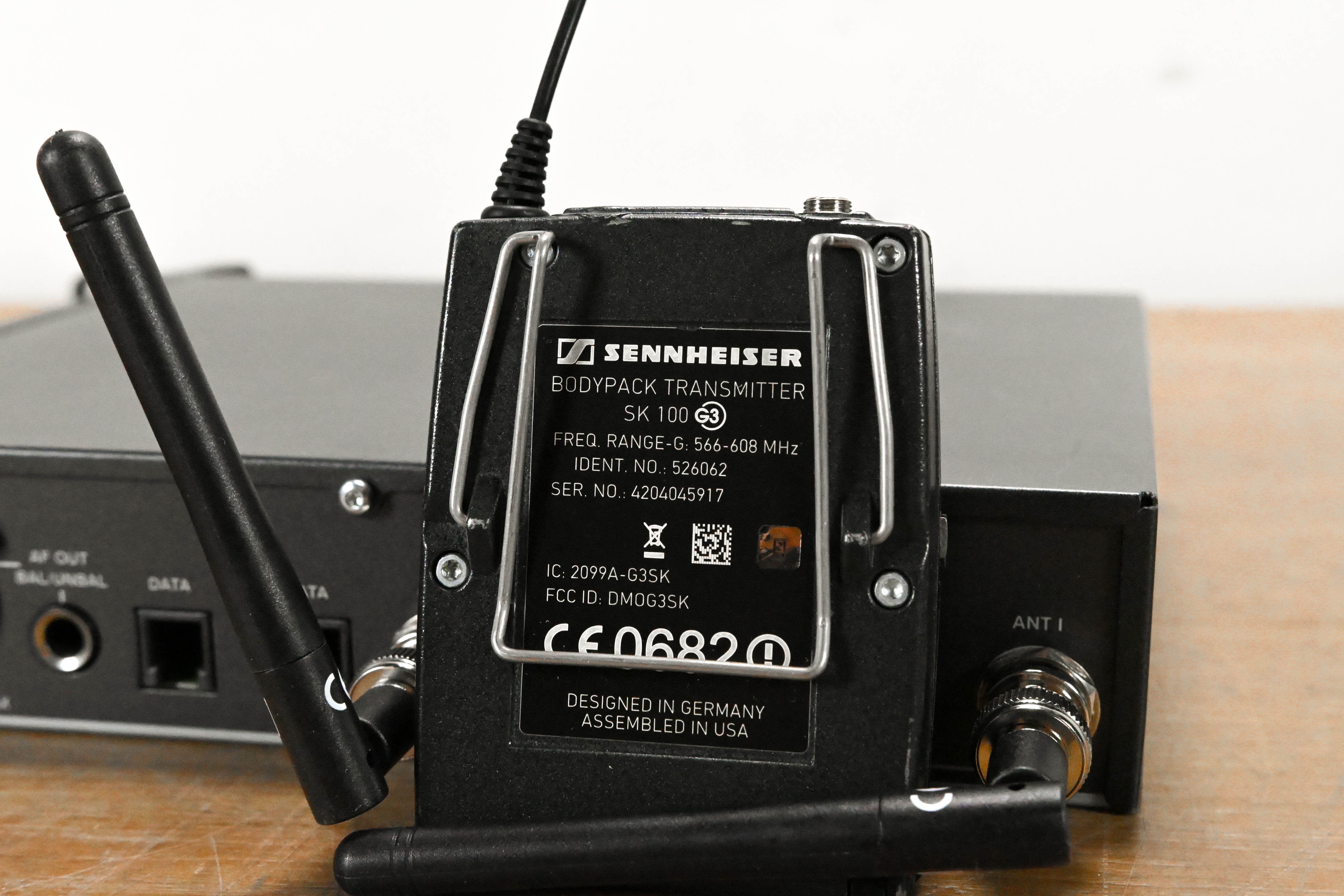 Sennheiser ew 100 G3 Bodypack Wireless System 566-608MHz NO POWER SUPPLY
