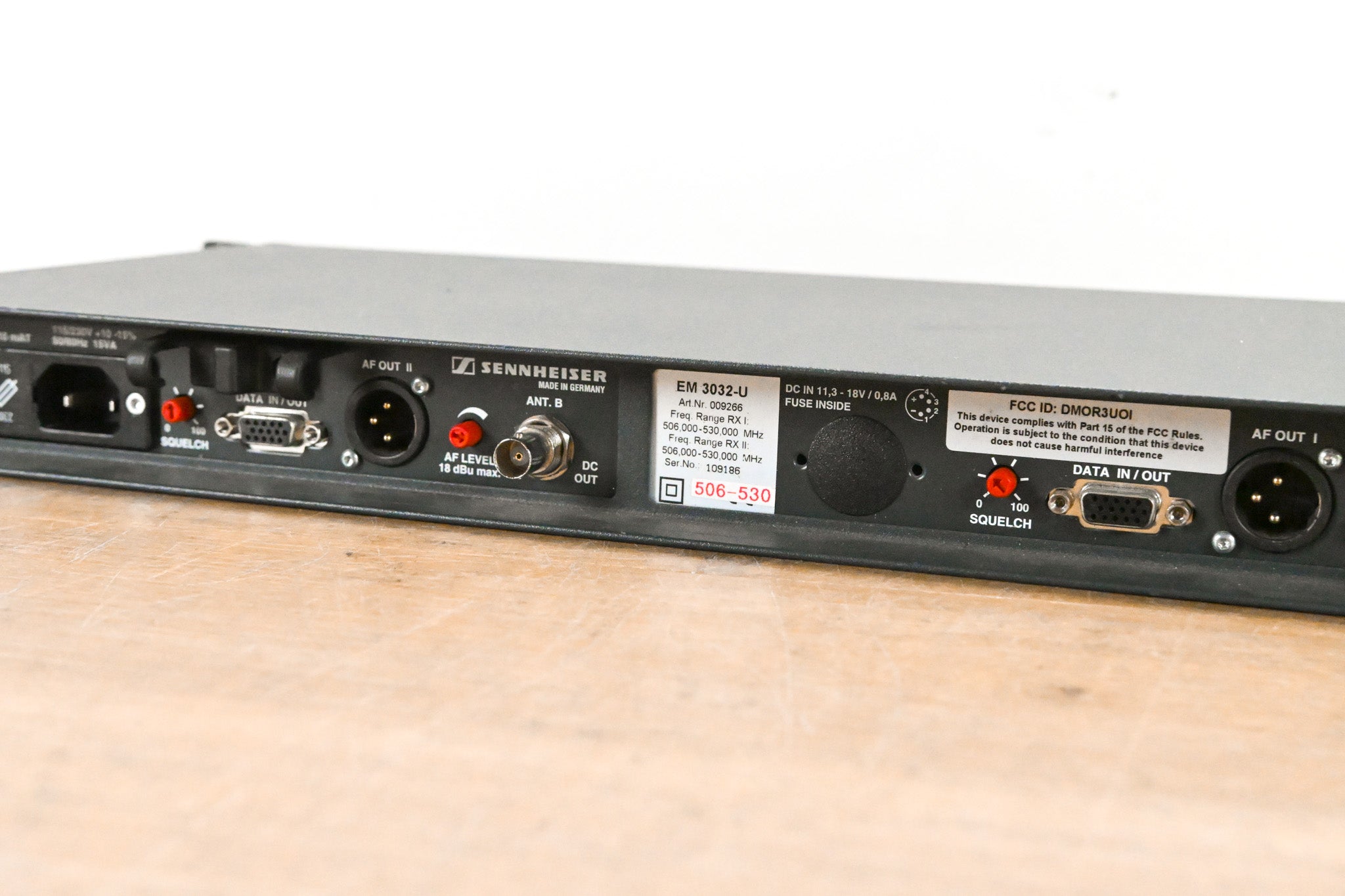 Sennheiser EM 3032-U Mikroport Receiver w/ SK250 Bodypacks 506-530 MHz