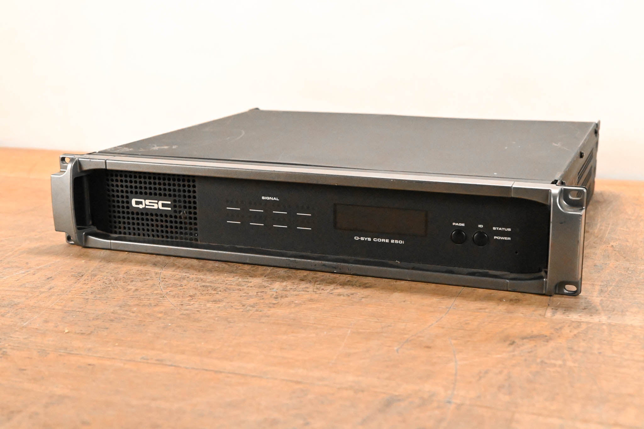 QSC Q-SYS Core 250i Integrated System Processor